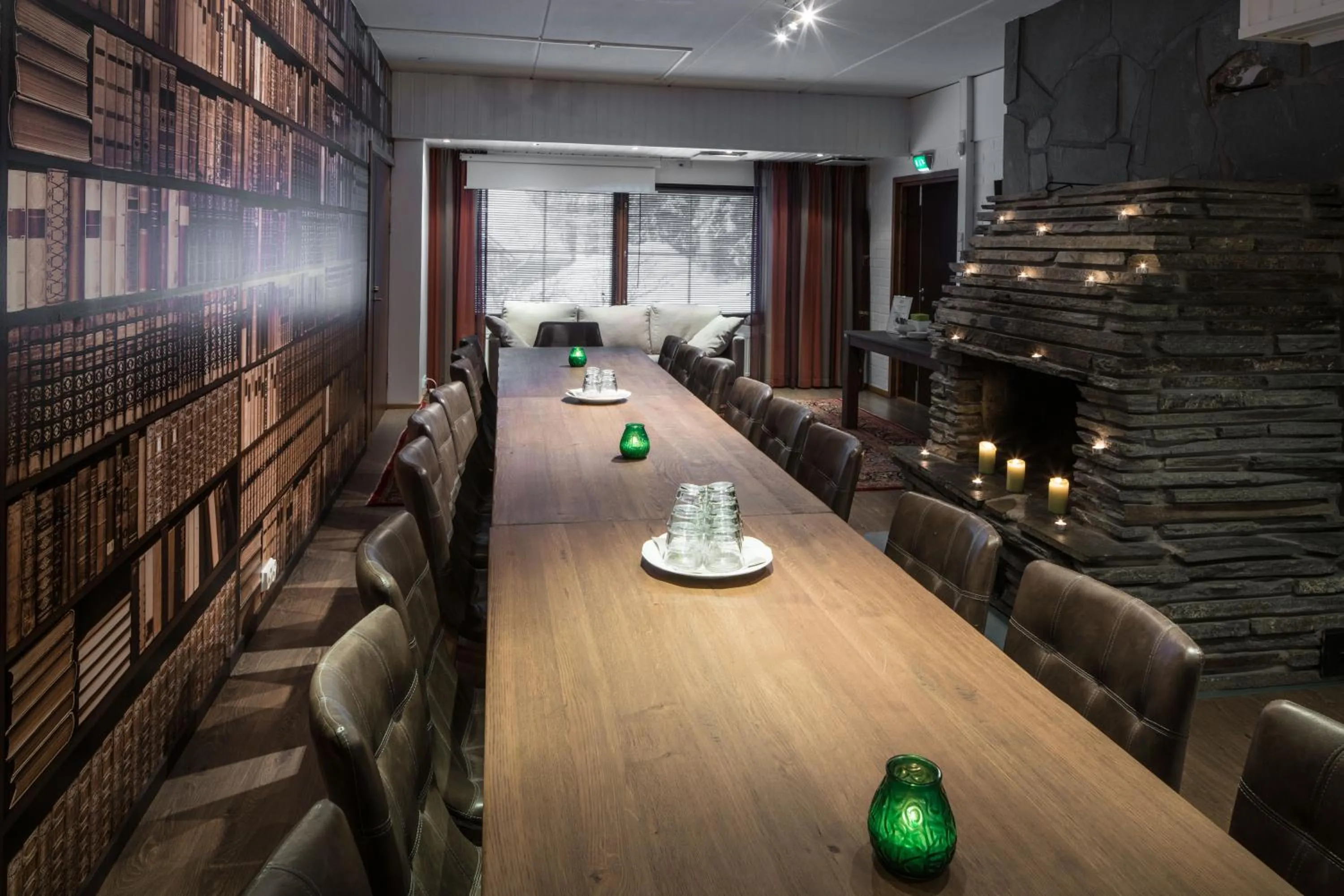 Communal lounge/ TV room in Lapland Hotels Ounasvaara Chalets