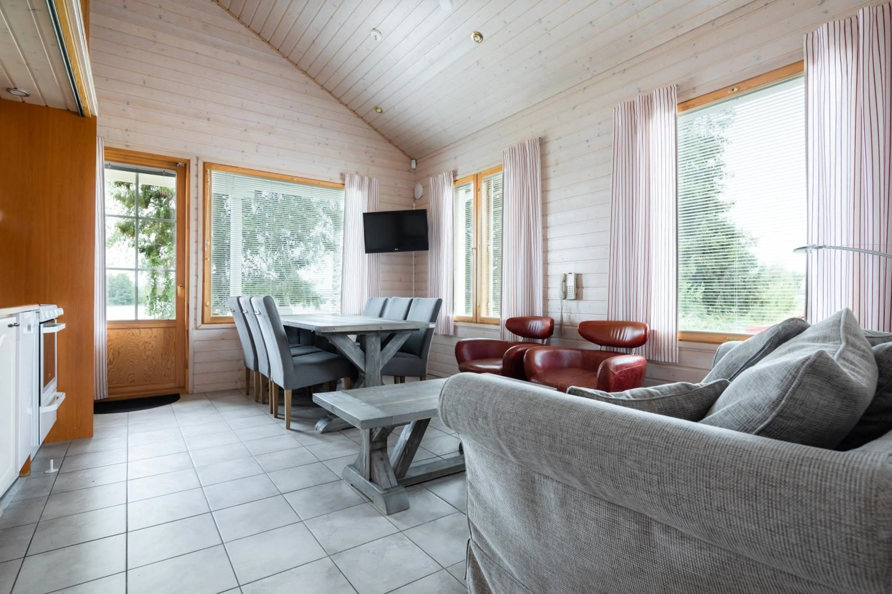 TV and multimedia in Lapland Hotels Ounasvaara Chalets