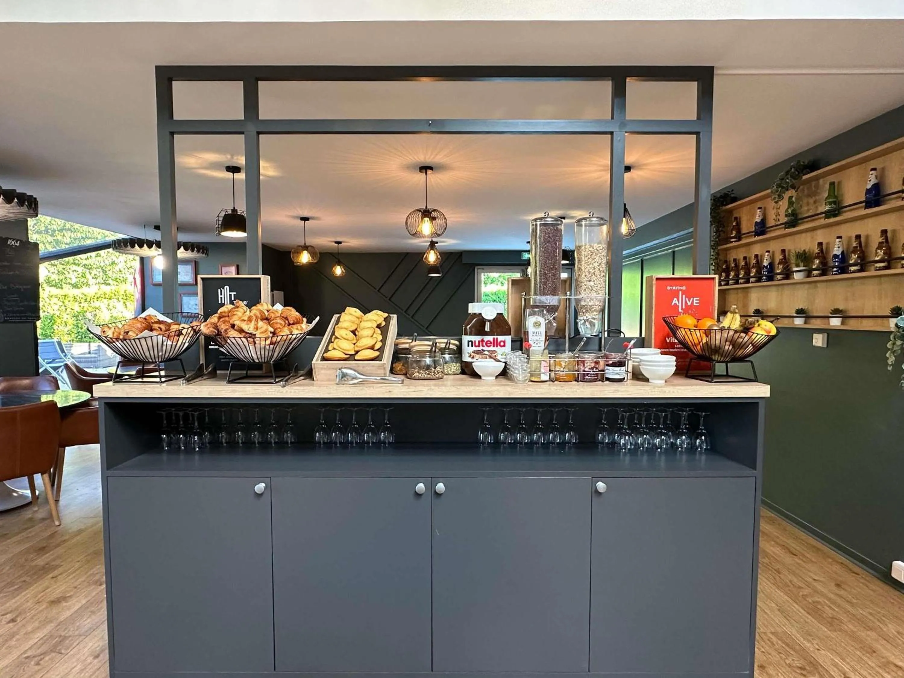 Breakfast in ibis Abbeville