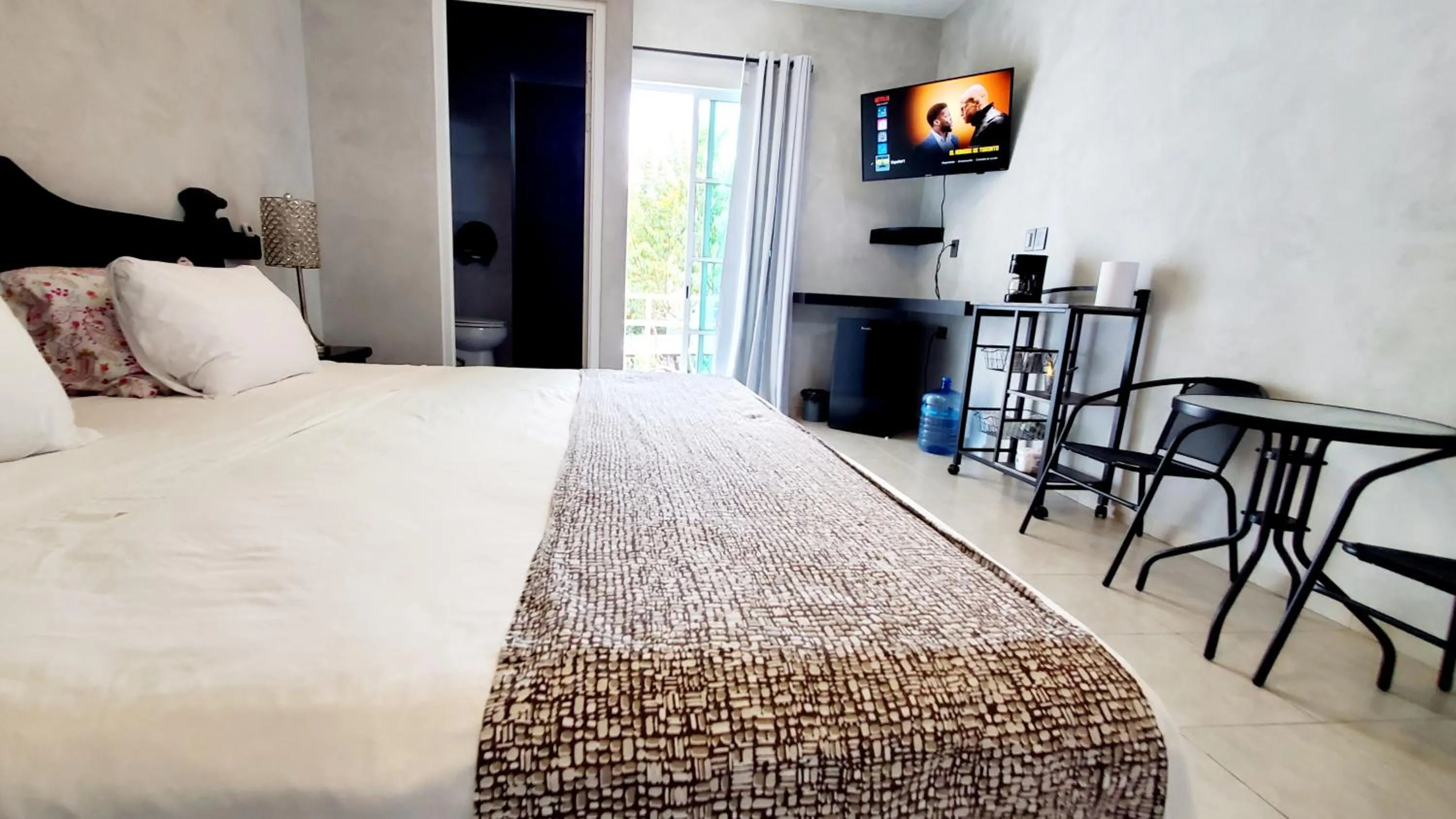 Communal lounge/ TV room, Bed in Cozumel 400A - Vacation Rental