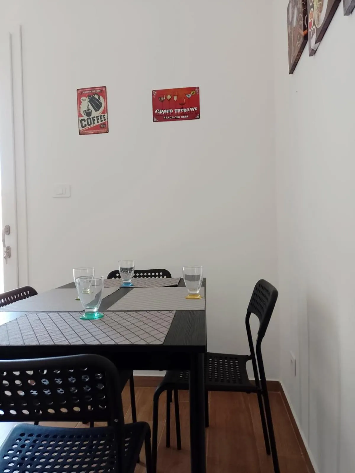Dining area in Granatelli Holiday Home