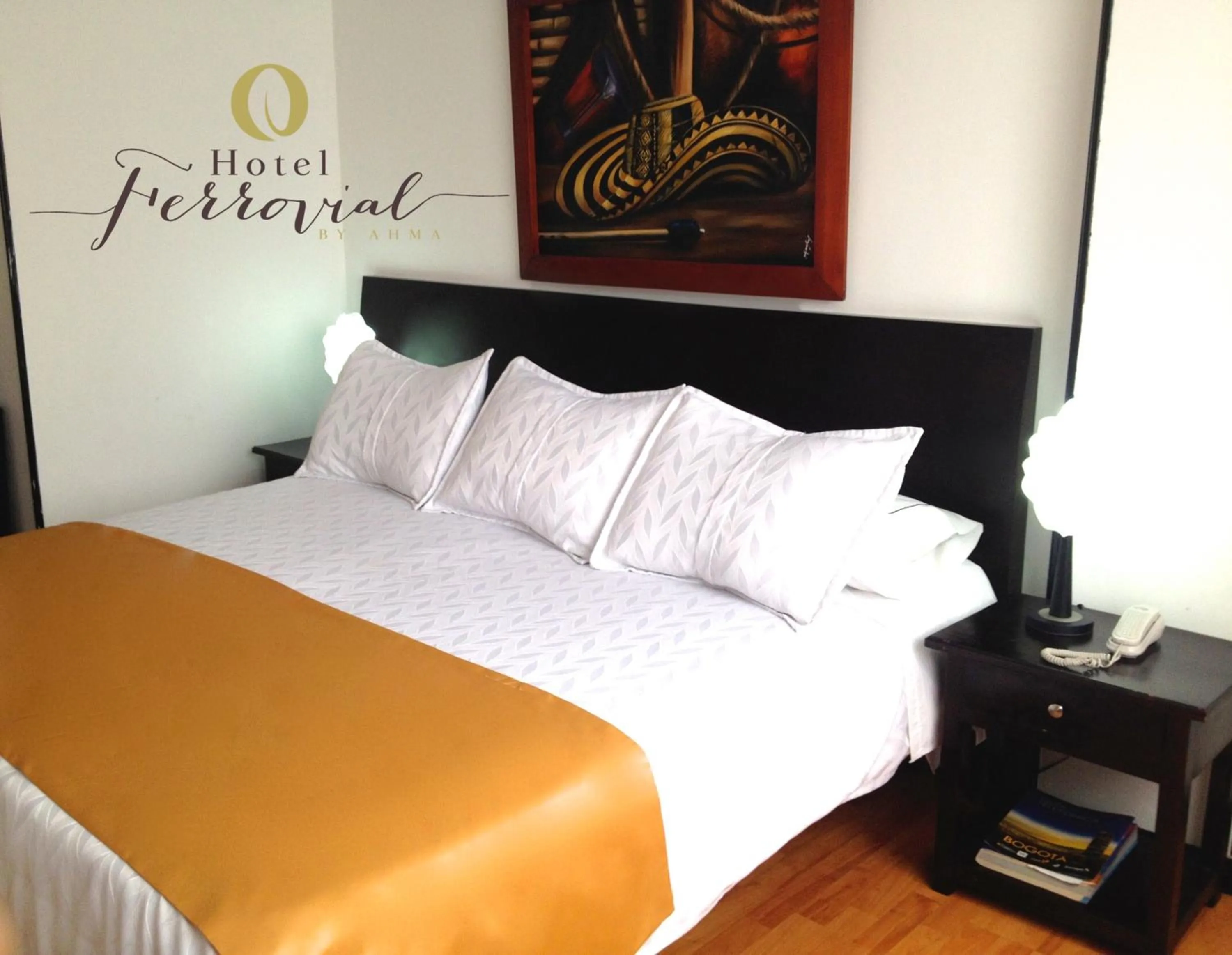 Bedroom, Bed in Hotel Ferrovial Corferias