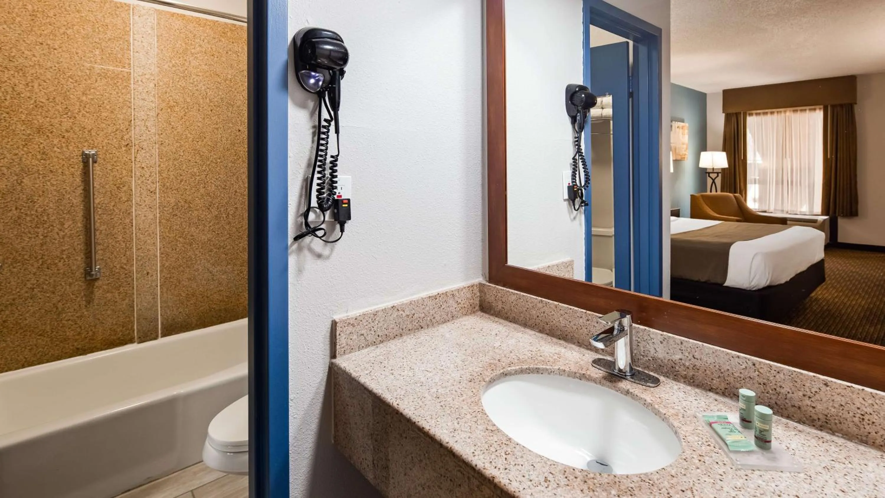 Bathroom in Best Western Emporia