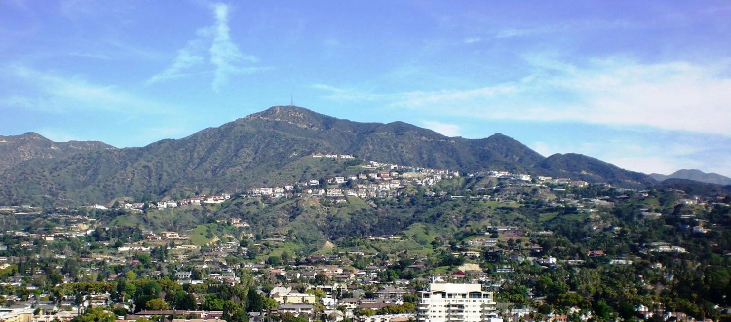 Restaurant/places to eat in Hilton Los Angeles North-Glendale & Executive Meeting Center