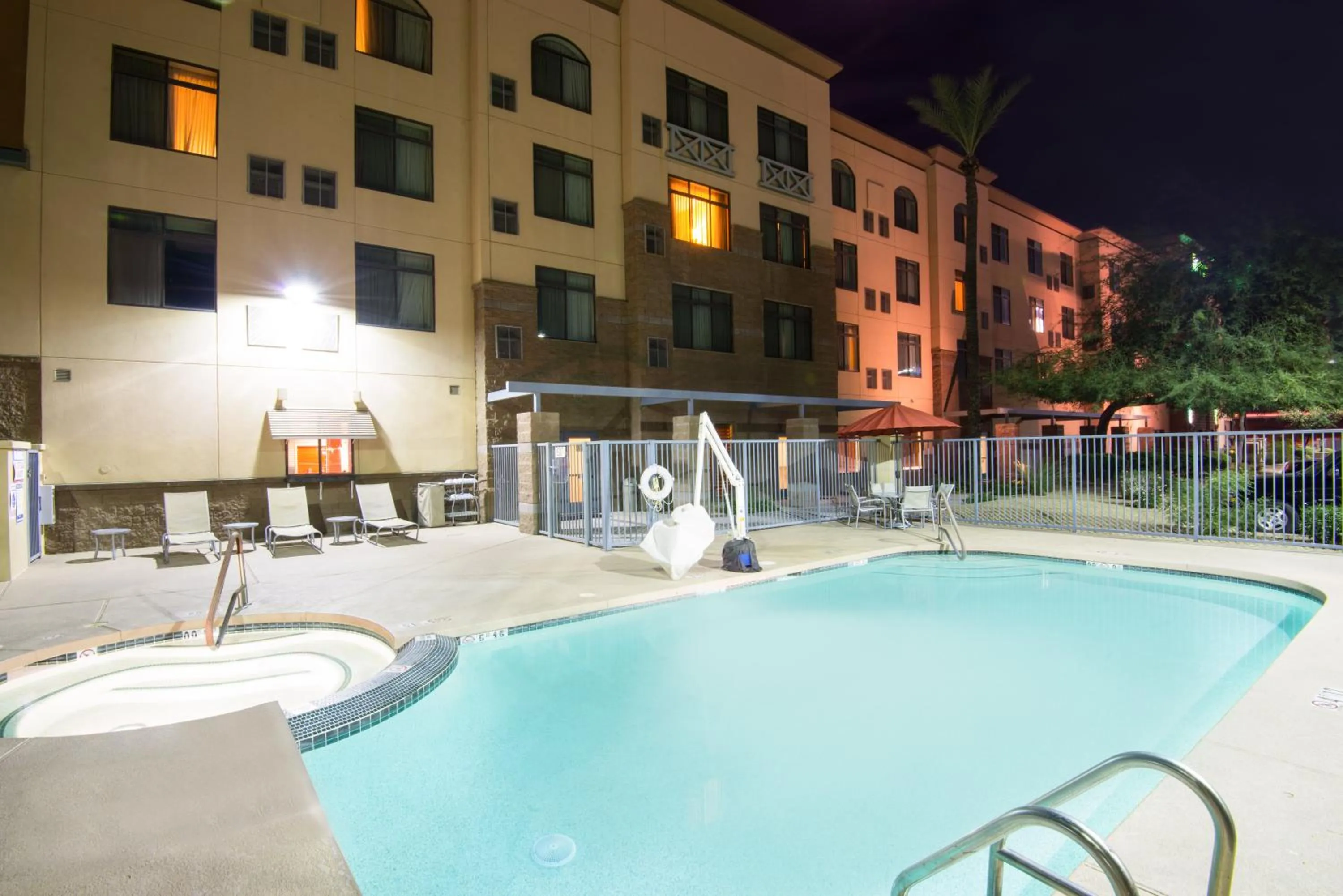Swimming pool in Holiday Inn & Suites Goodyear - West Phoenix Area by IHG