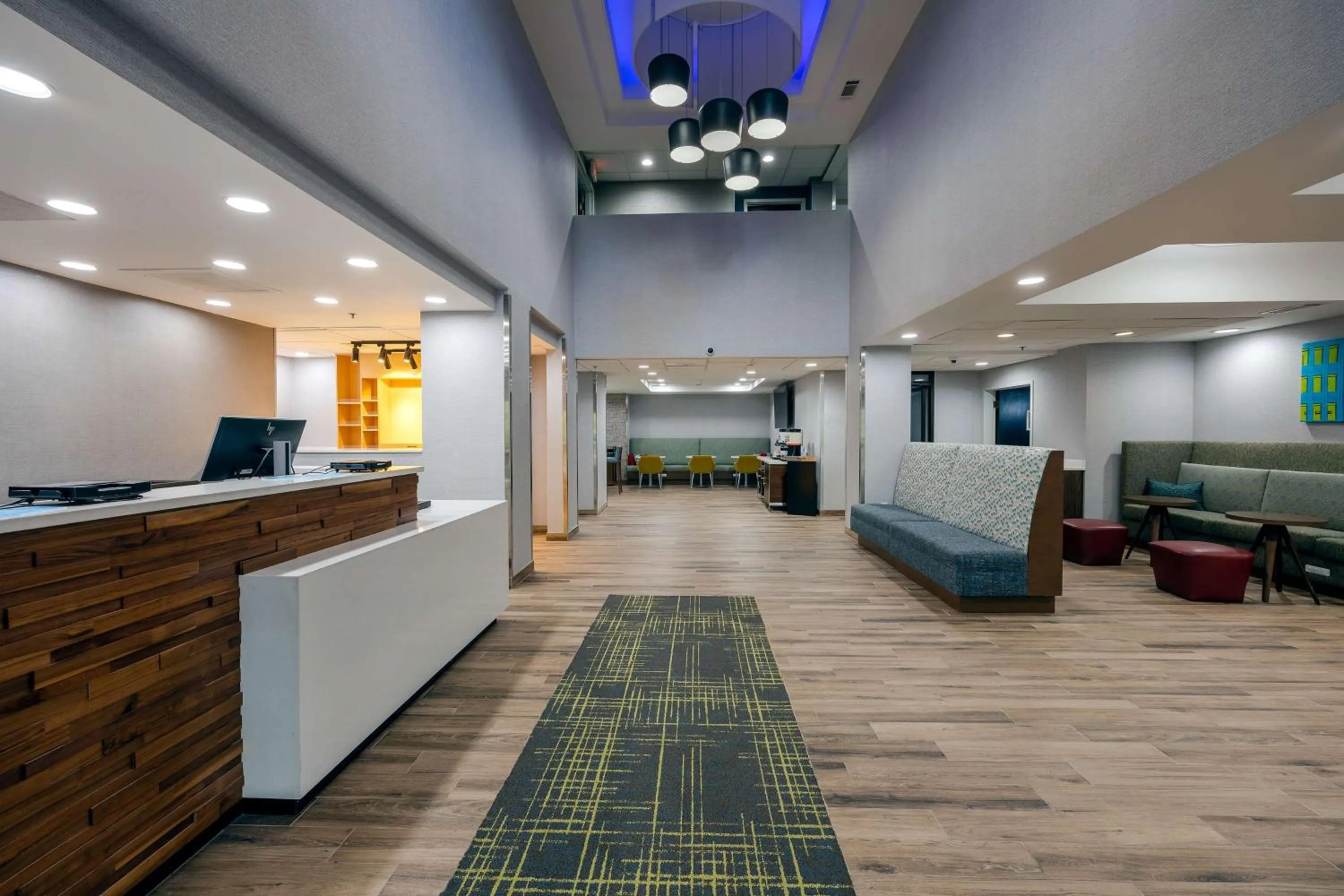 Lobby or reception in Hampton Inn & Suites Alpharetta Roswell