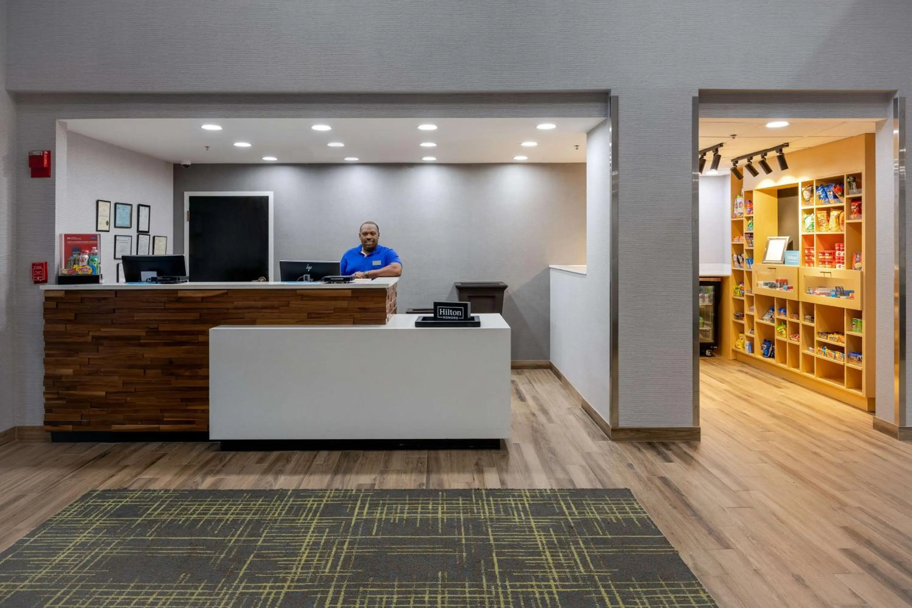 Lobby or reception in Hampton Inn & Suites Alpharetta Roswell