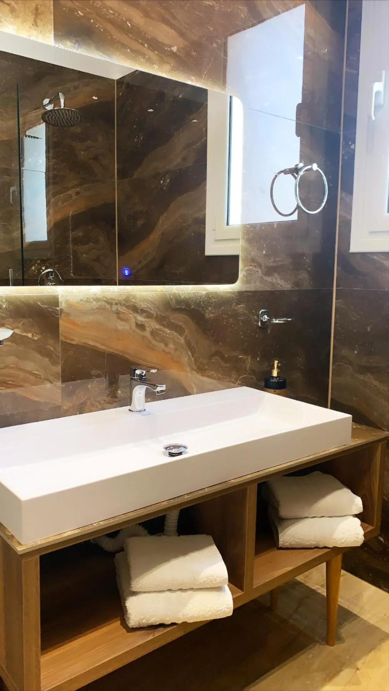 Bathroom in Asi Rooftop Hotel