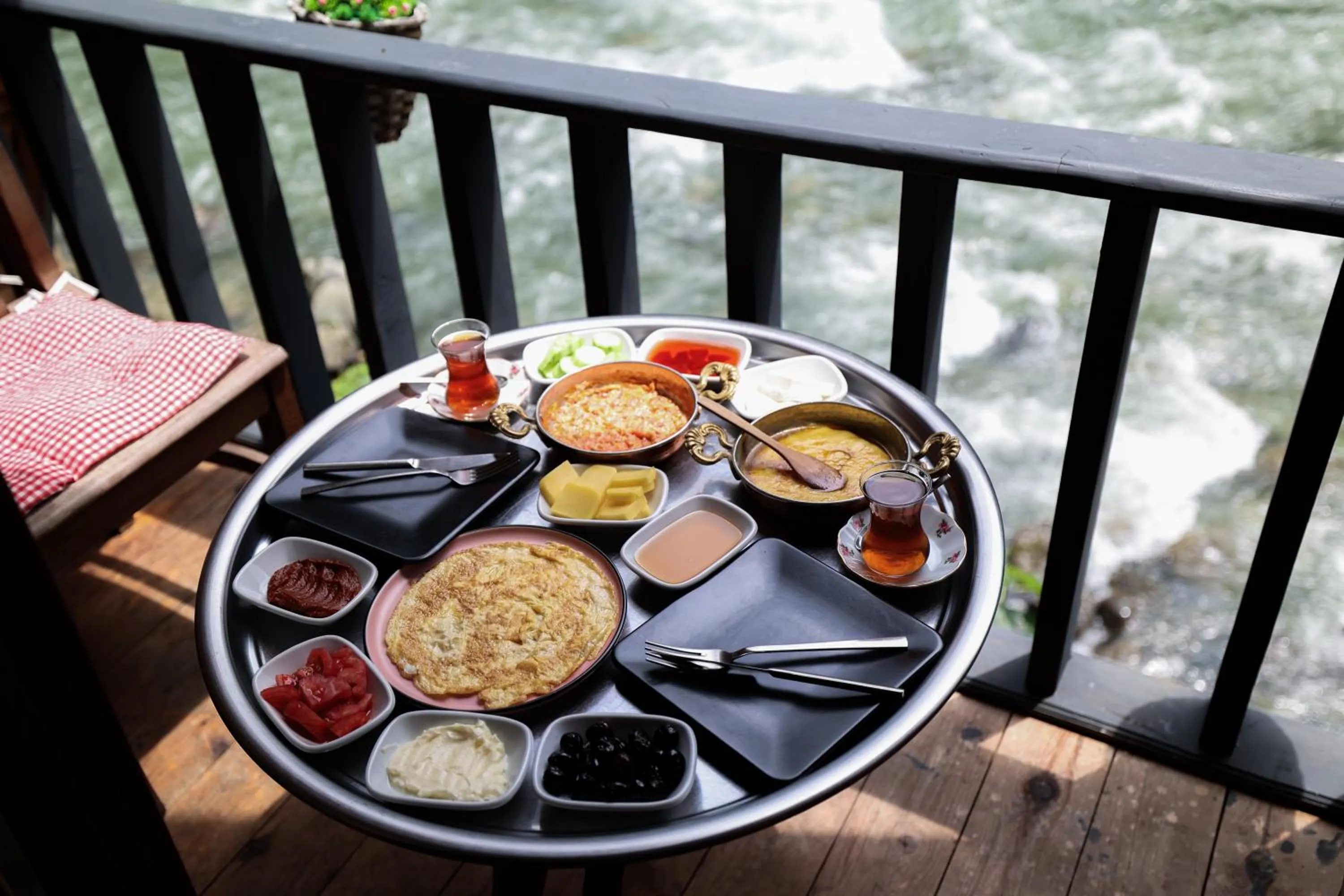 Breakfast in TUVA VİLLA Bungalov