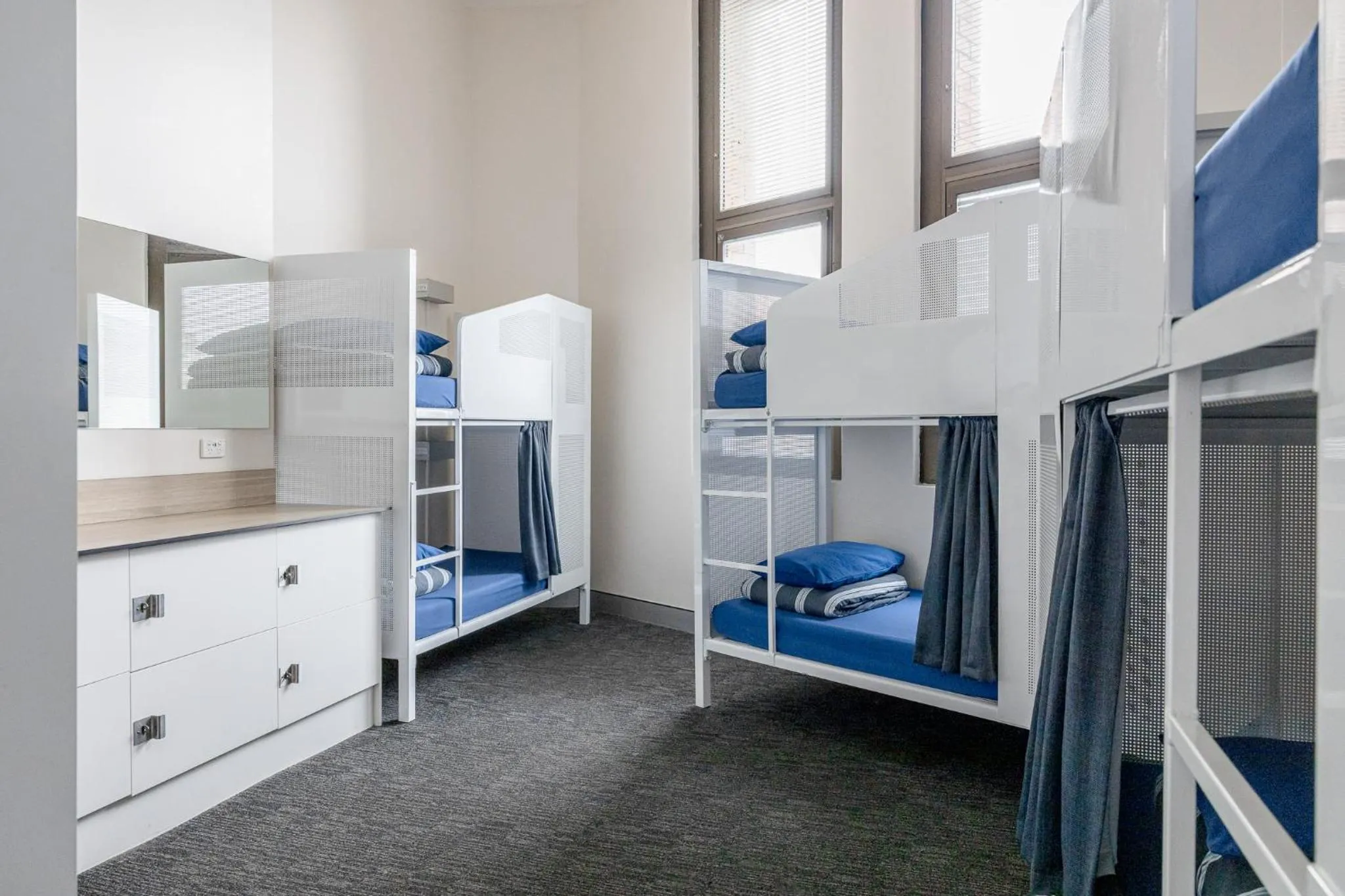 Bedroom, Bed in Wake Up! Sydney Central