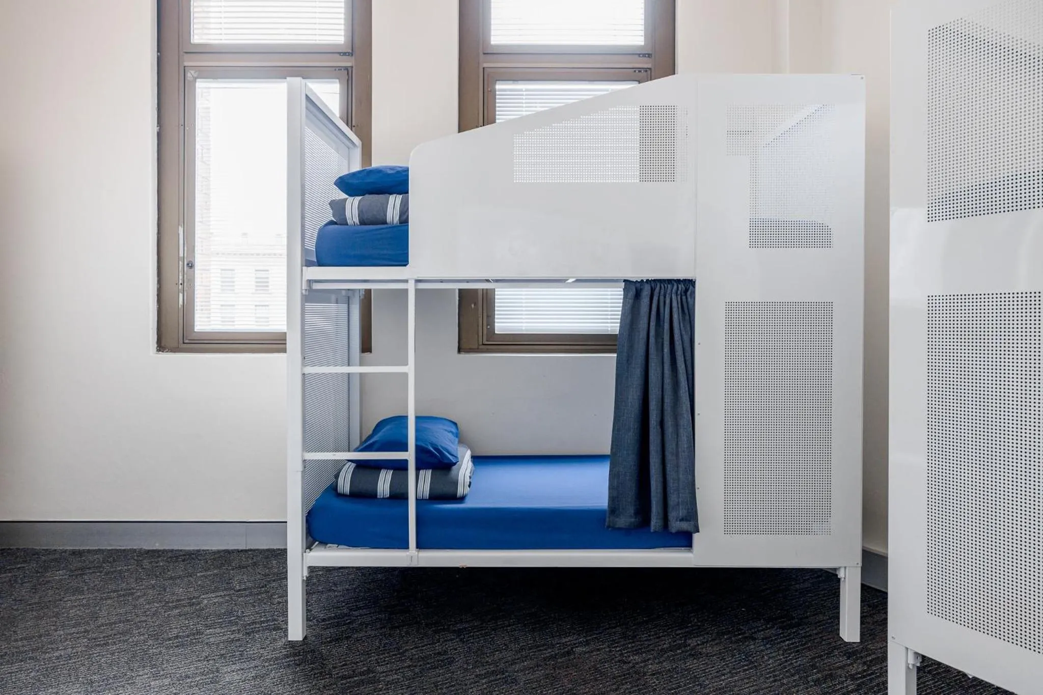 Bedroom, Bed in Wake Up! Sydney Central