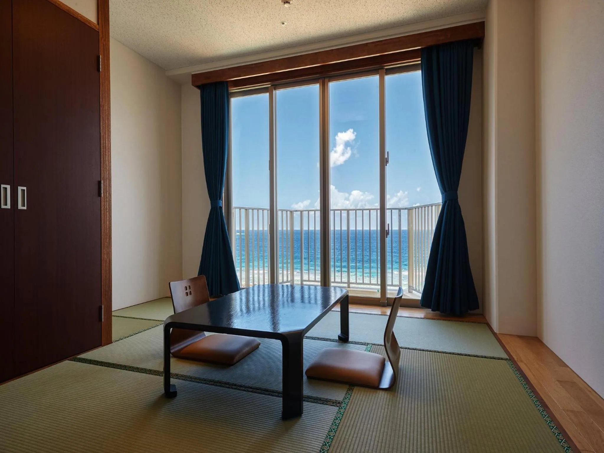 Photo of the whole room in Hotel Miyuki Beach