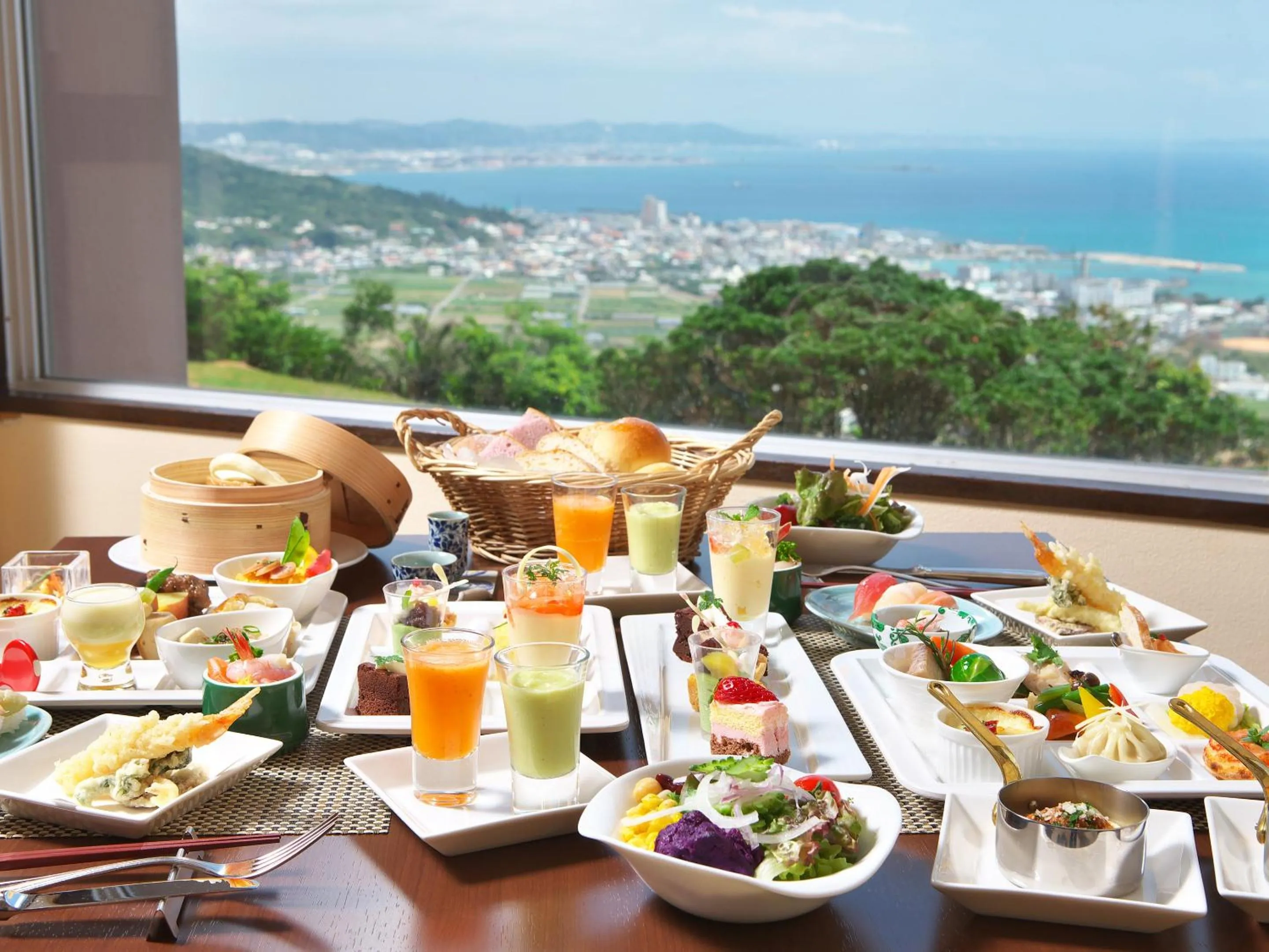 Food in The Yuinchi Hotel Nanjo