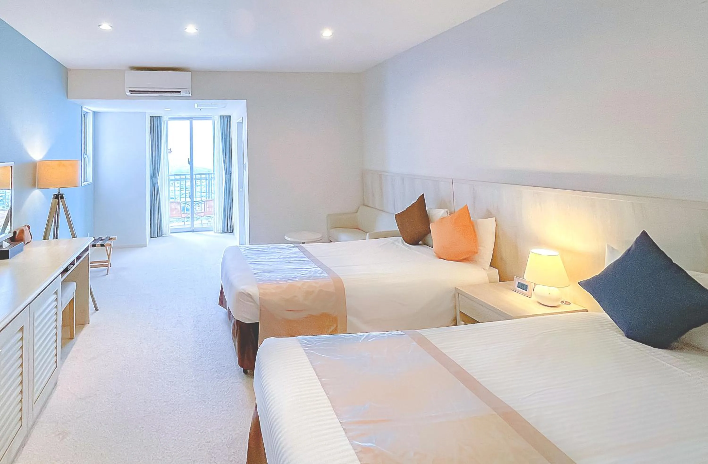 Photo of the whole room, Bed in The Yuinchi Hotel Nanjo