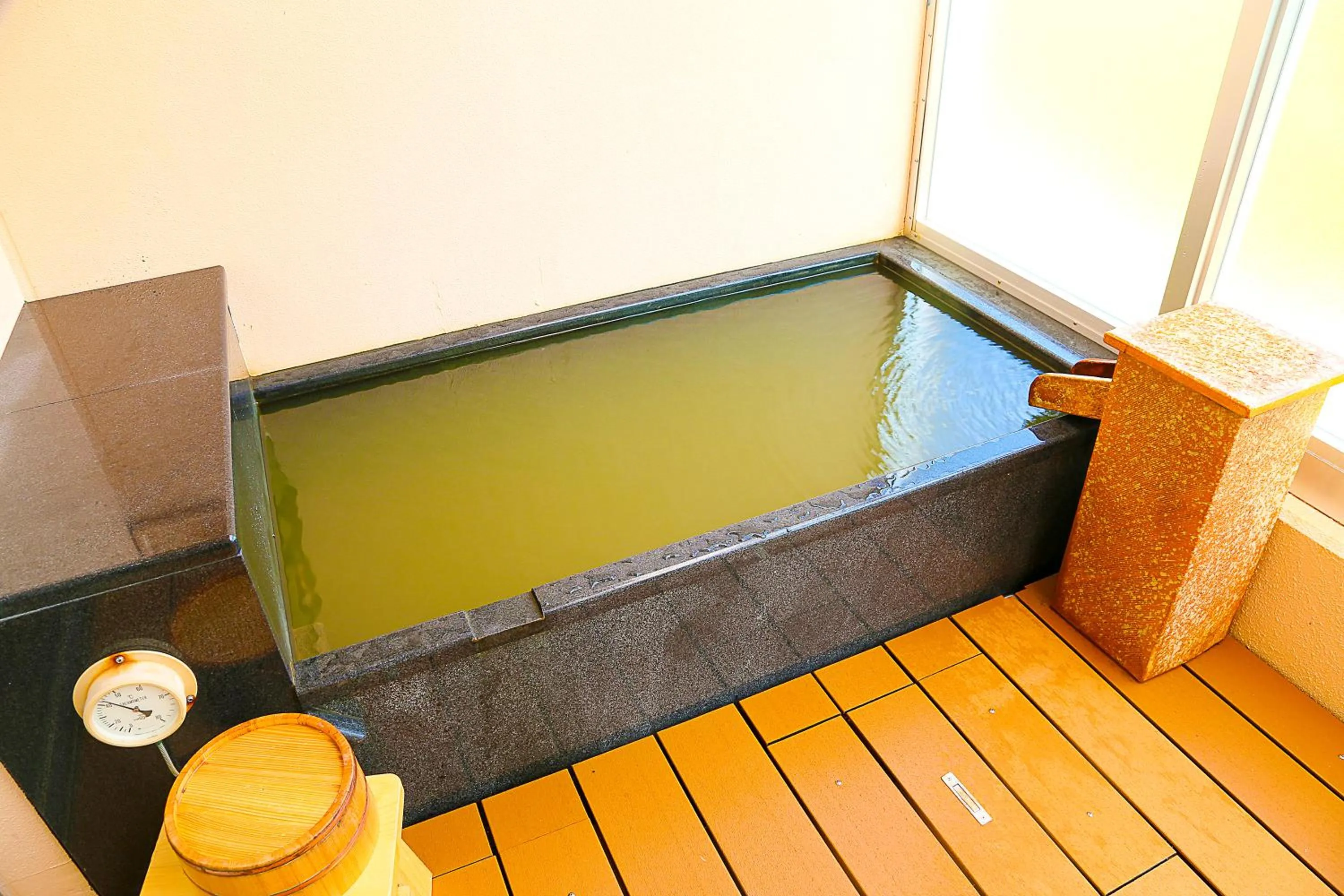 Hot Spring Bath in The Yuinchi Hotel Nanjo