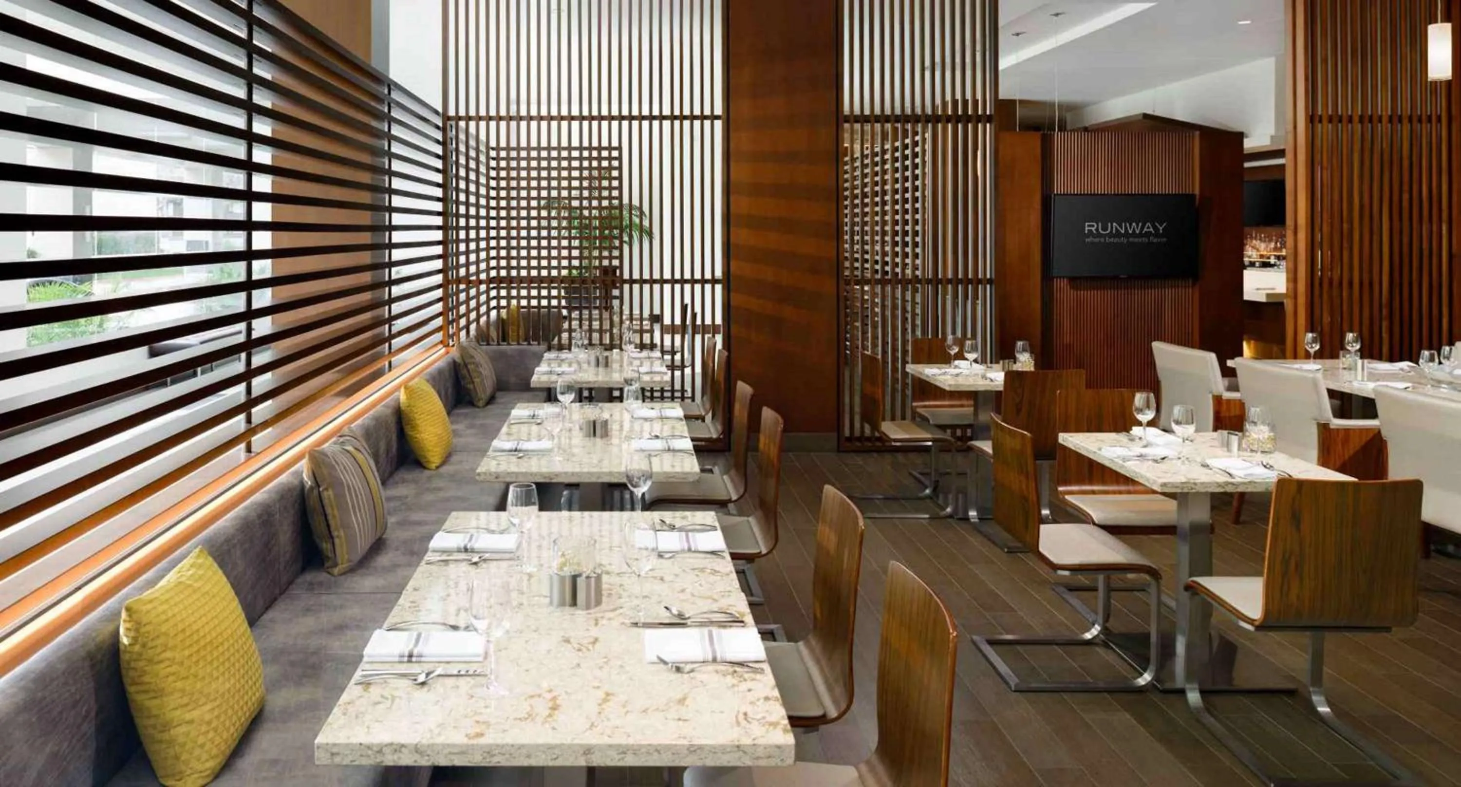 Restaurant/places to eat in Hilton Woodland Hills/ Los Angeles