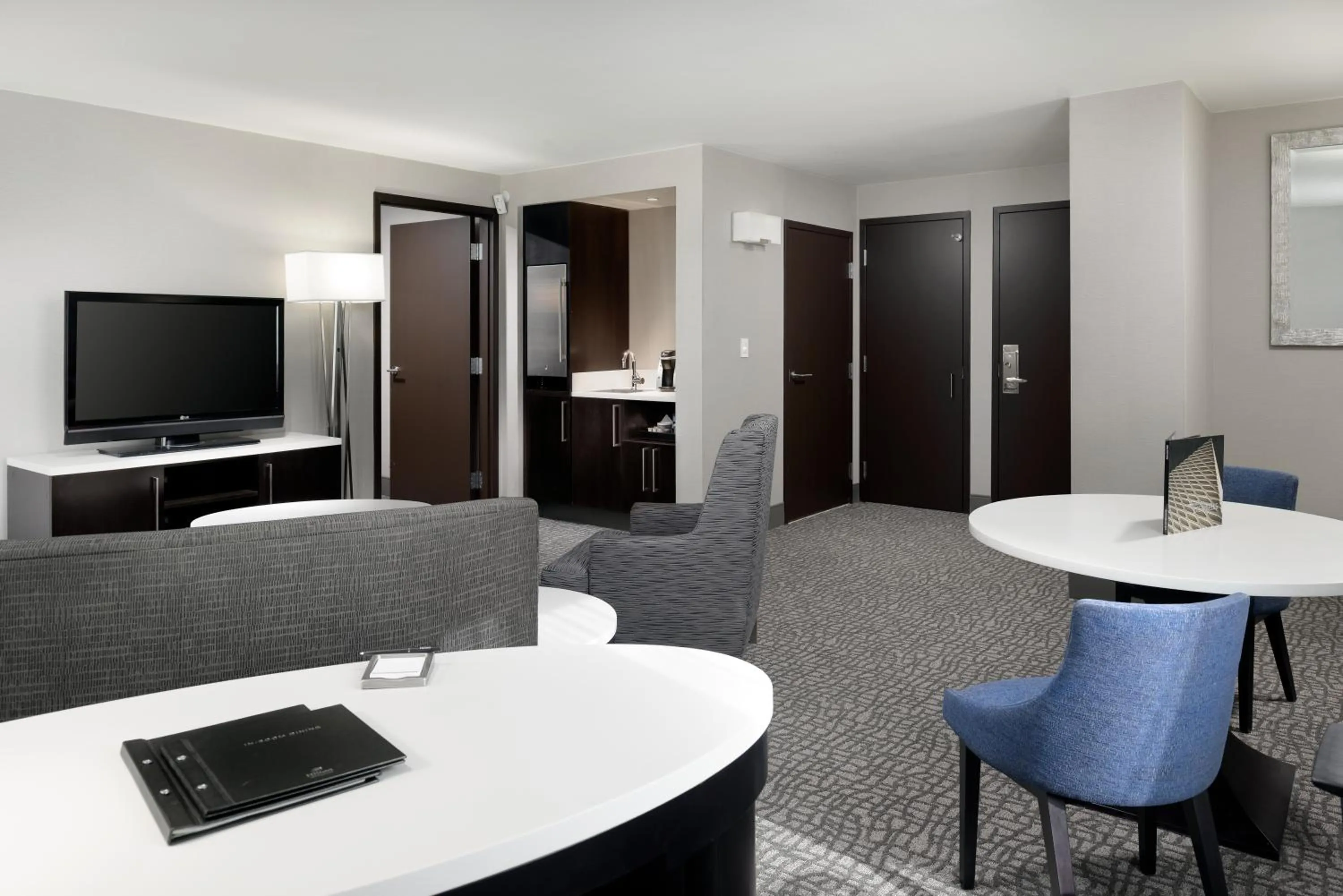 Living room in Hilton Woodland Hills/ Los Angeles