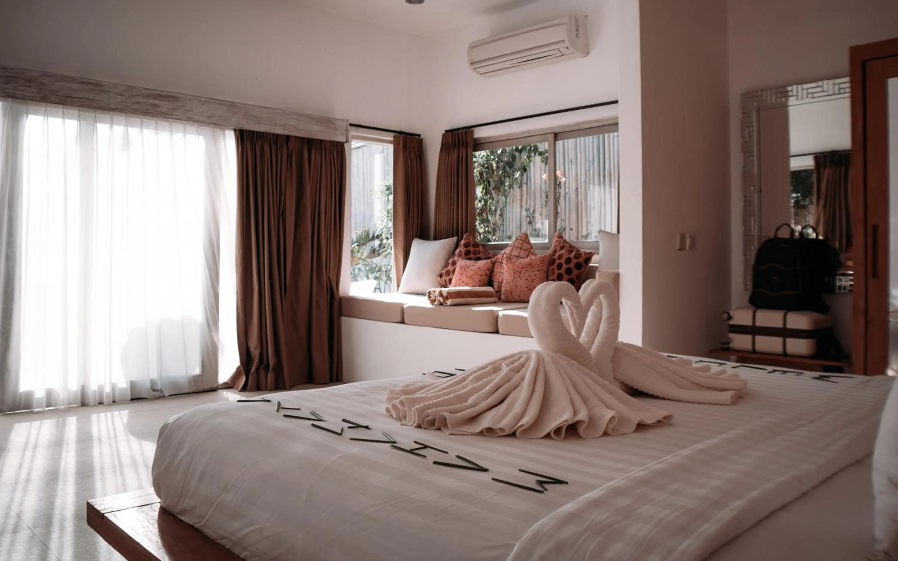 Bedroom, Bed in MAHAMAYA Gili Meno