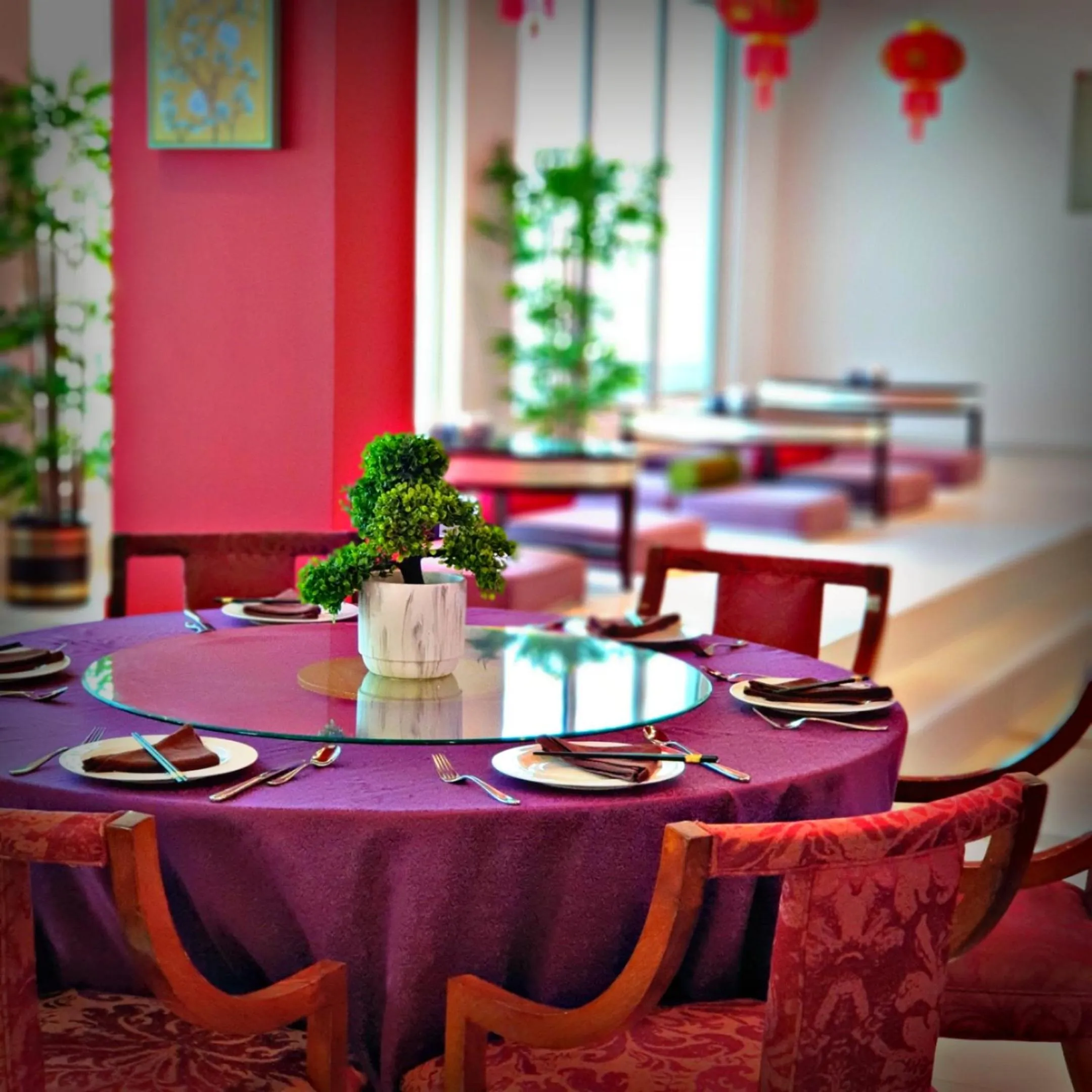 Restaurant/places to eat in Al Hail Waves Hotel Managed By Centara