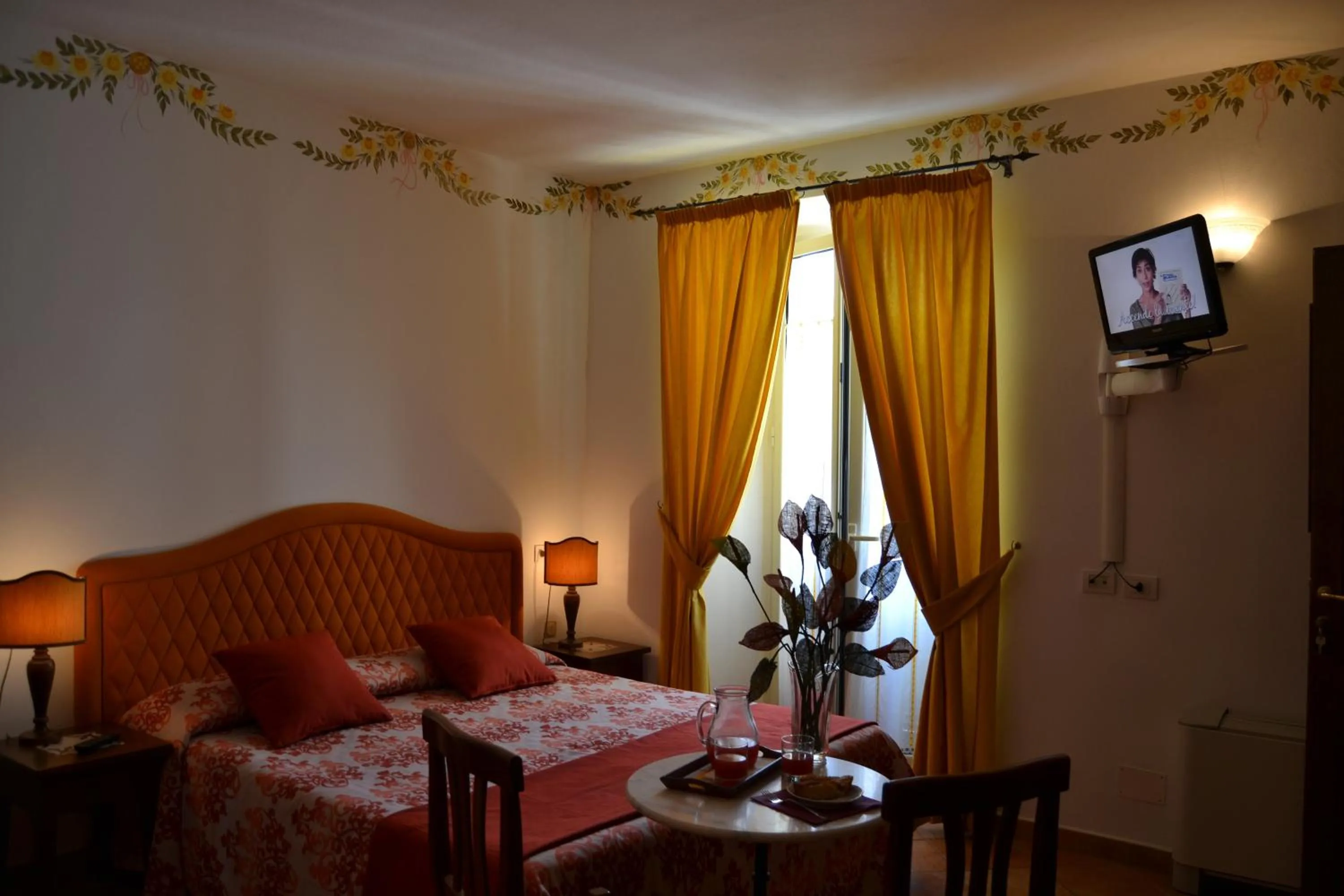 Decorative detail, Bed in Il Cantuccio