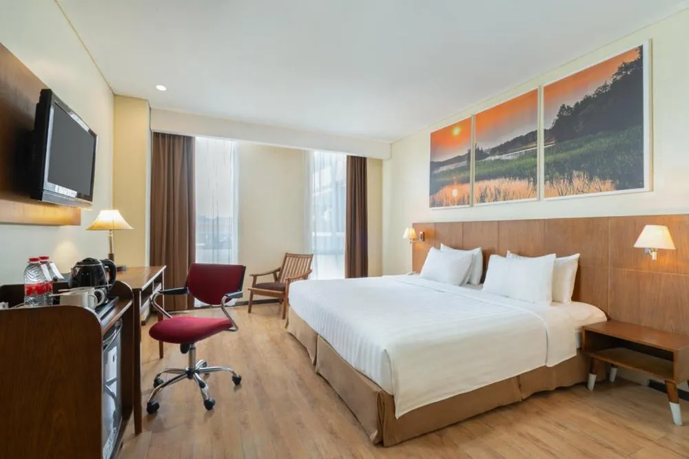 Bed in Merapi Merbabu Hotel Yogyakarta Powered by Archipelago