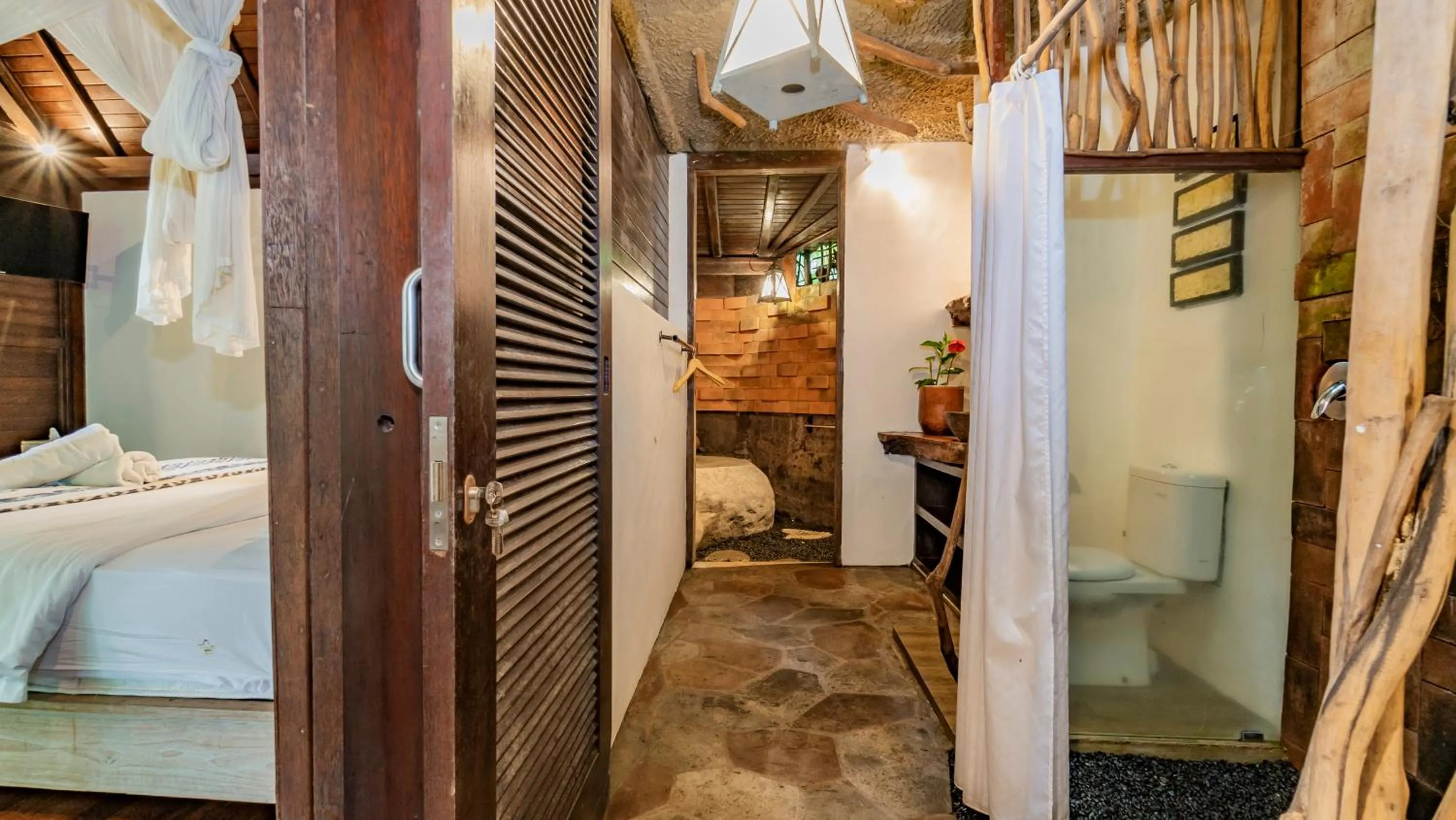 Shower in Umah Tis Sebatu