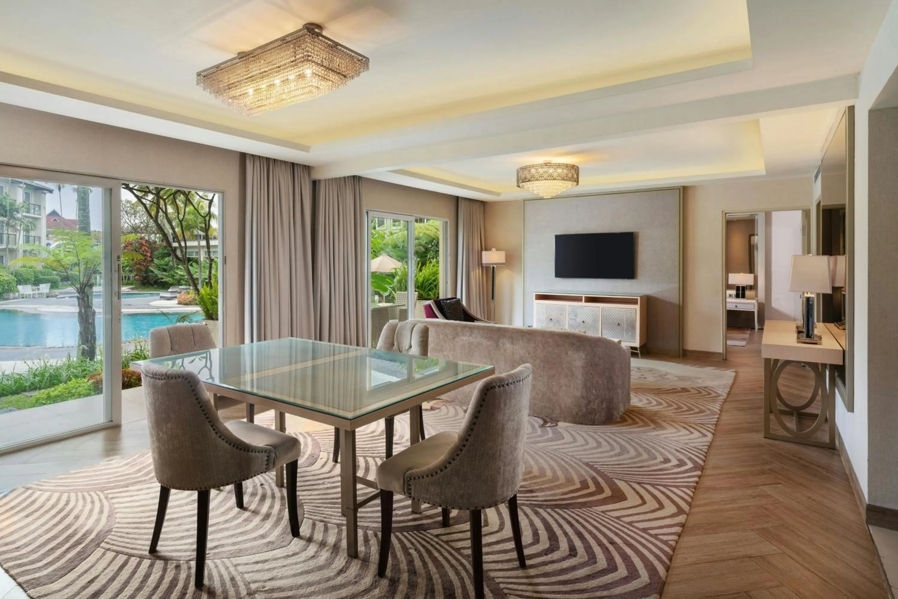 Living room in Sheraton Bandung Hotel & Towers