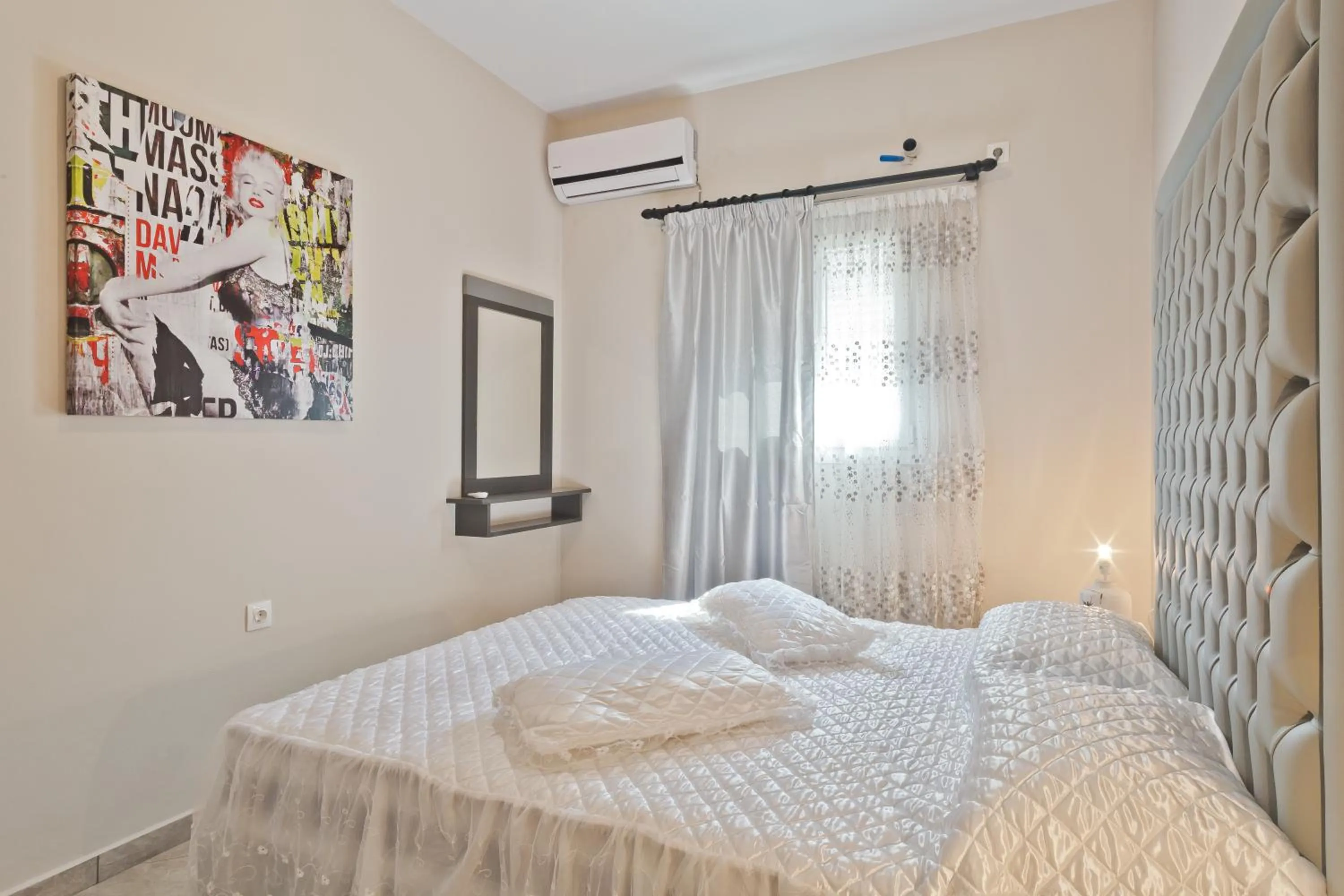 Bedroom, Bed in Montemar Studios & Apartments