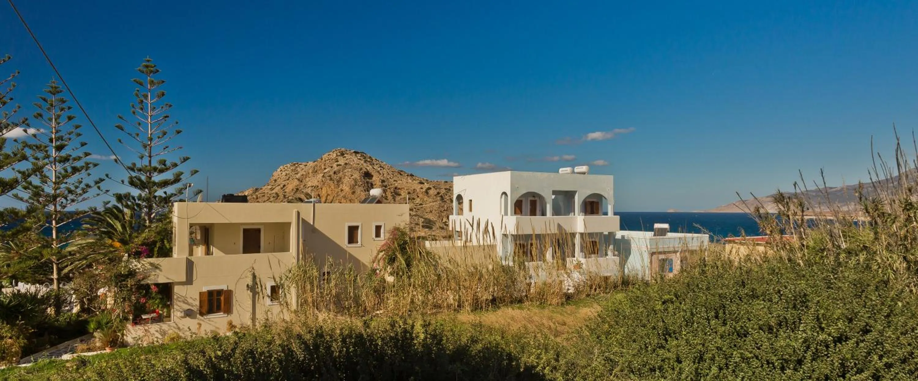 Property building in Montemar Studios & Apartments