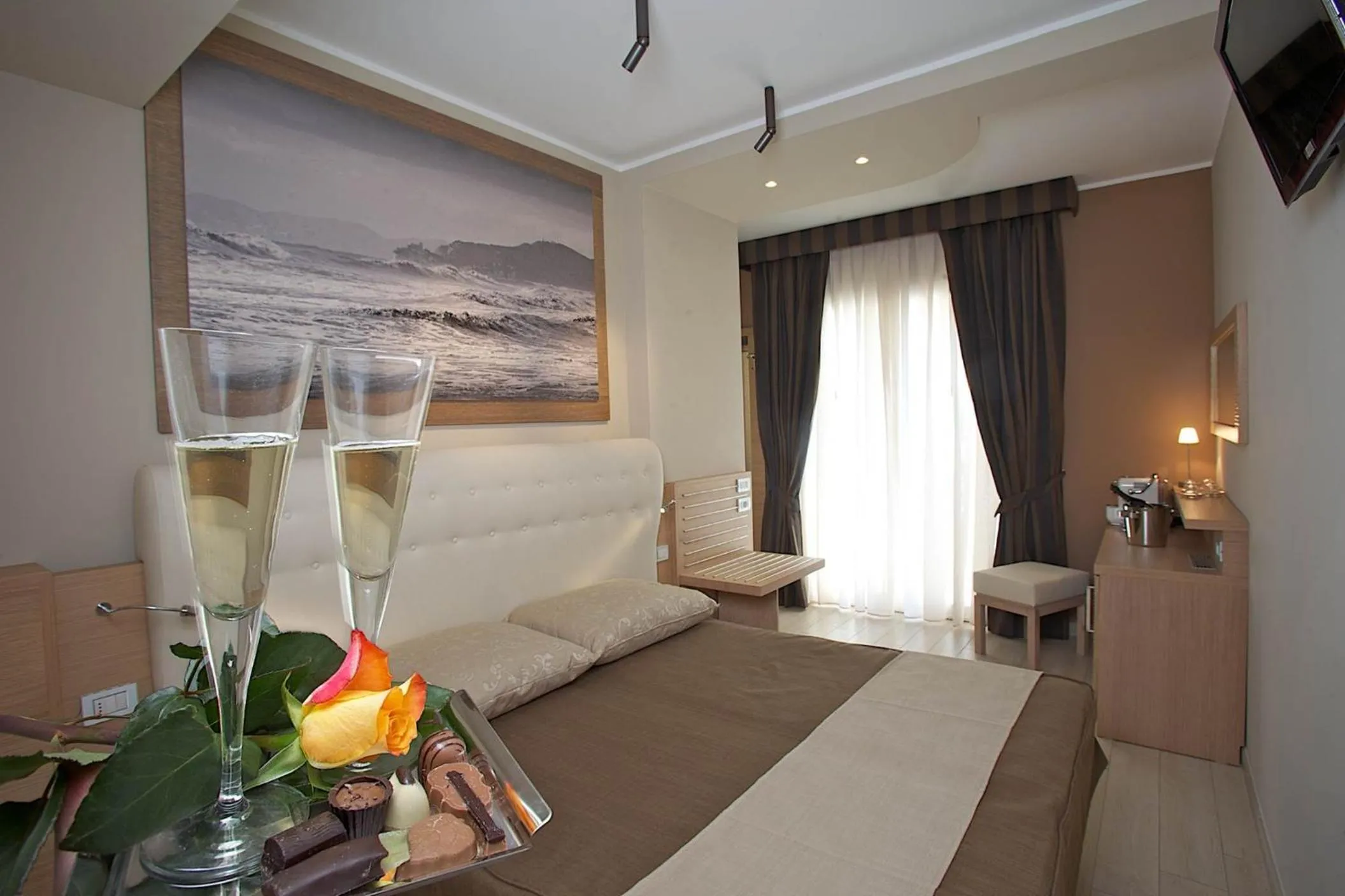 Bedroom in Hotel C'era Una Volta