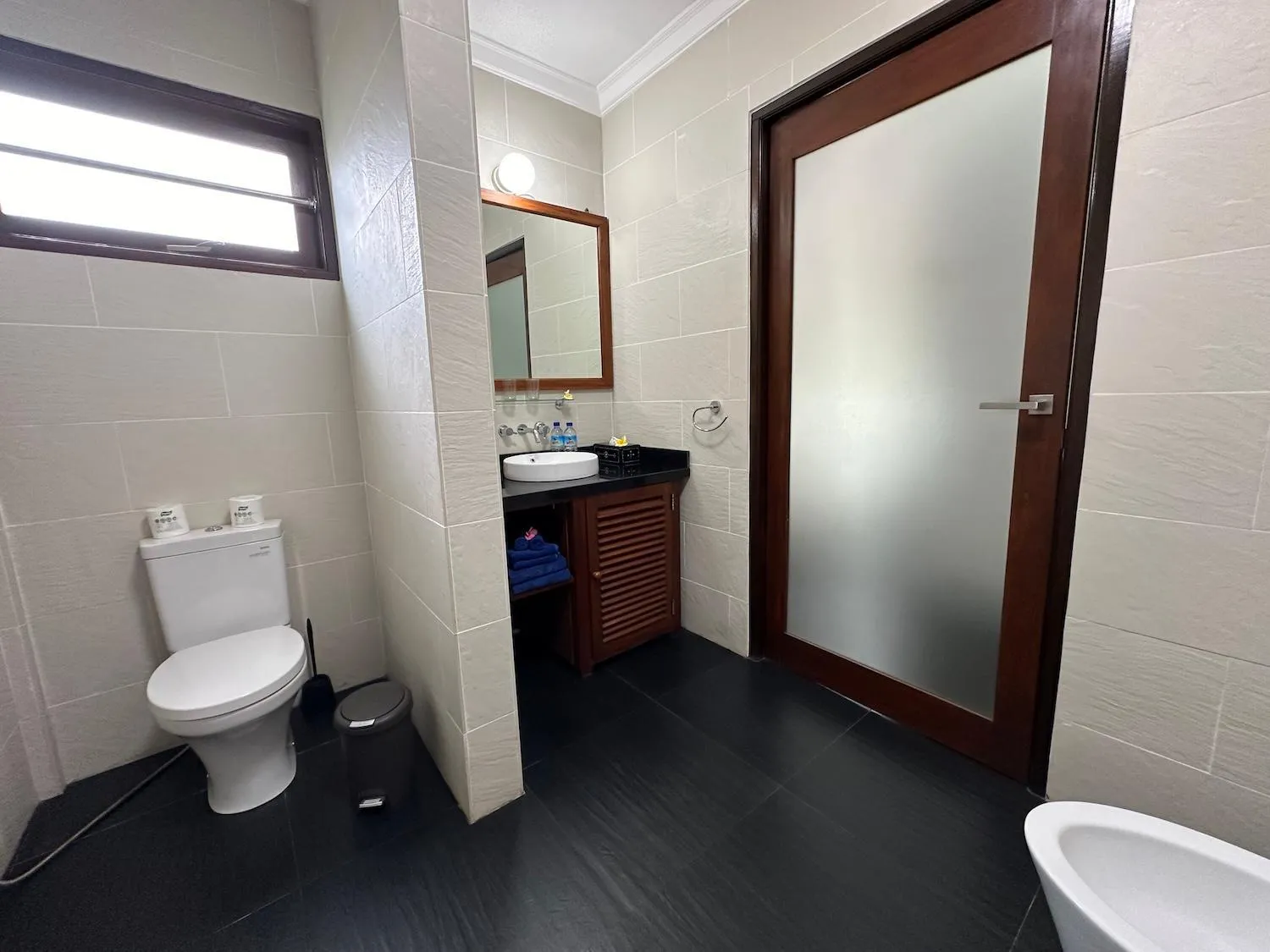 Bale Solah Lombok Holiday Resort