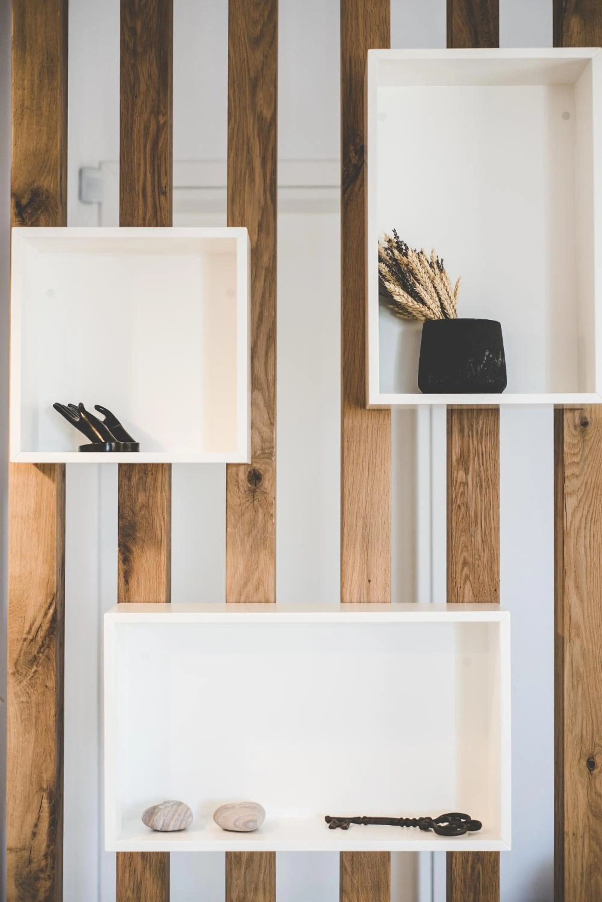 Communal lounge/ TV room in Super Paradise Hotel