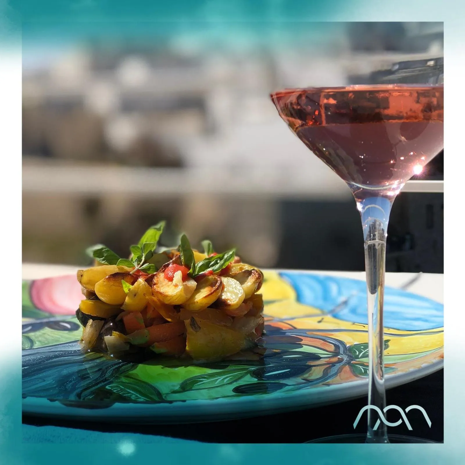 Restaurant/places to eat in Aquamarea