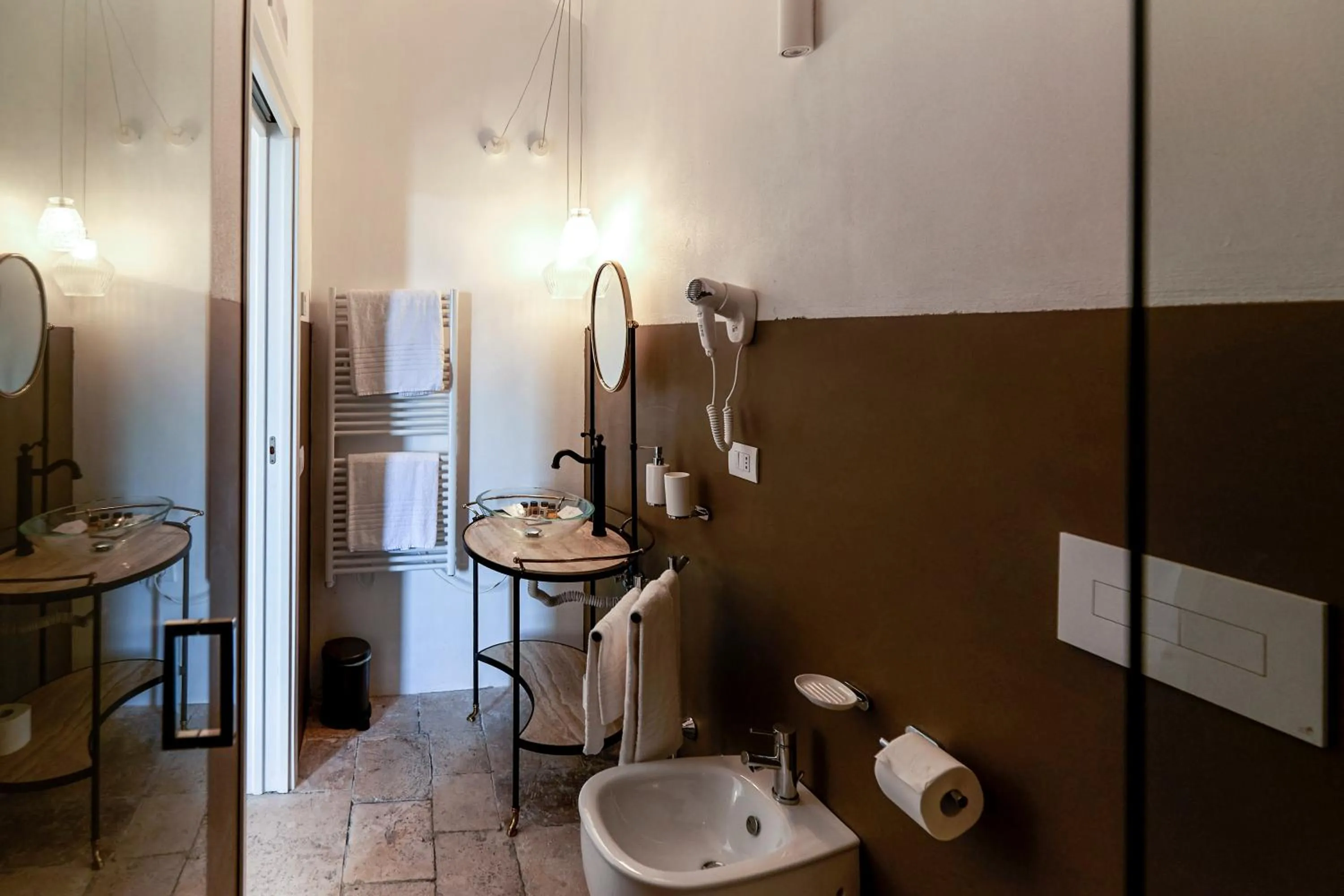 Bathroom in Aquamarea