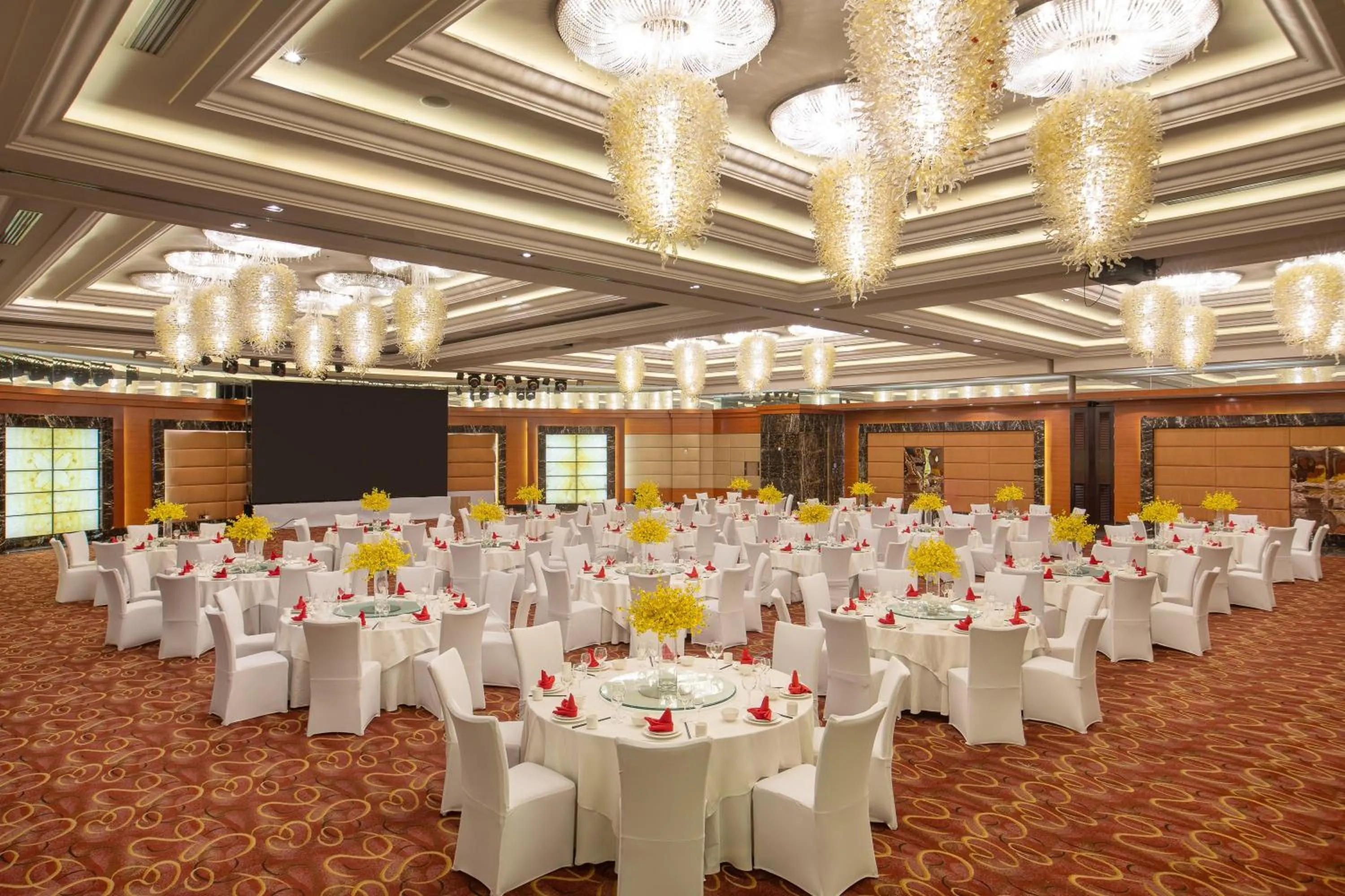 Banquet/Function facilities in Crowne Plaza Tianjin Binhai Center by IHG