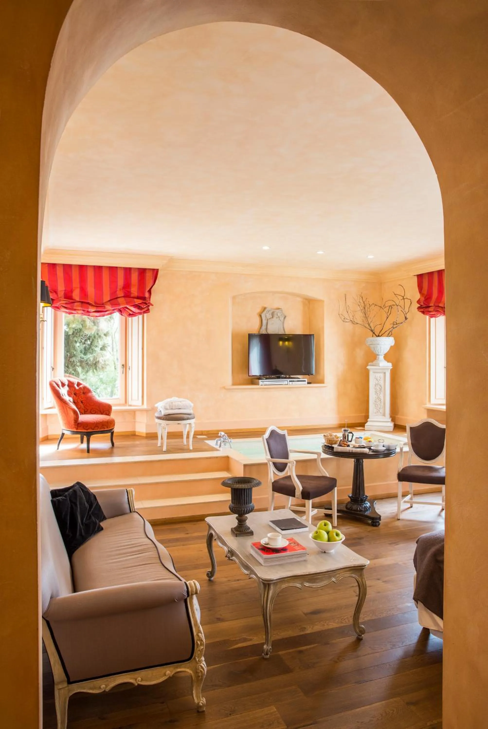 Hot Tub in L'Andana Tenuta La Badiola