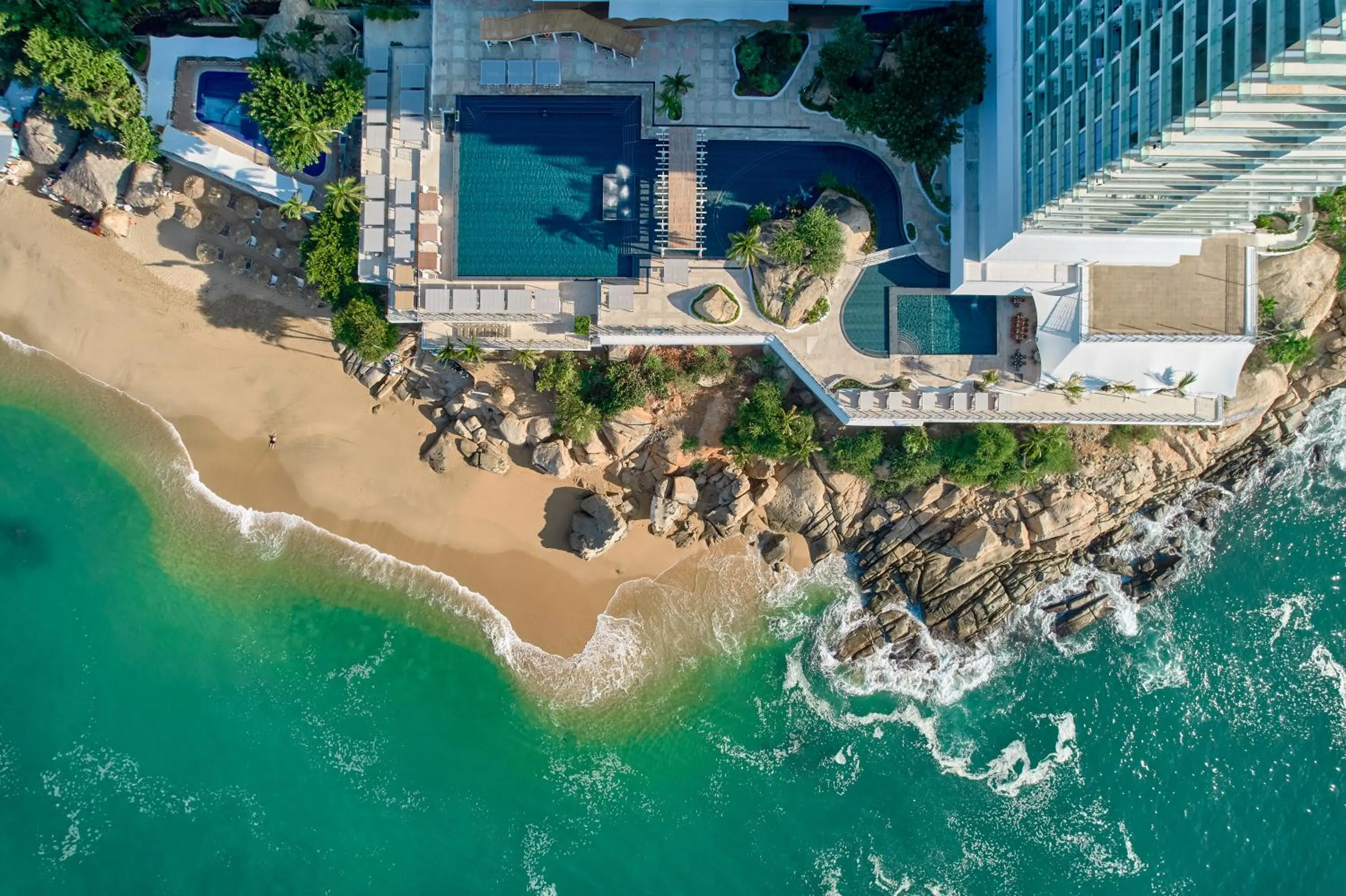 Beach in Fiesta Americana Acapulco Villas