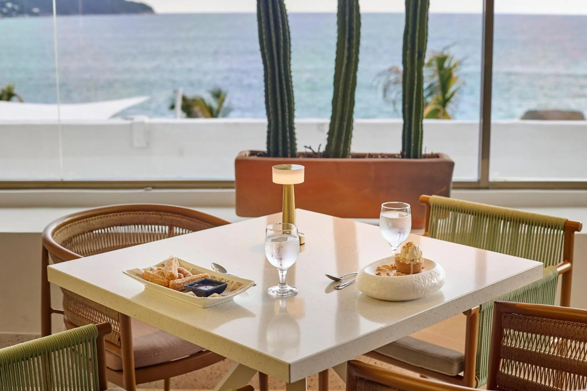 Restaurant/places to eat in Fiesta Americana Acapulco Villas