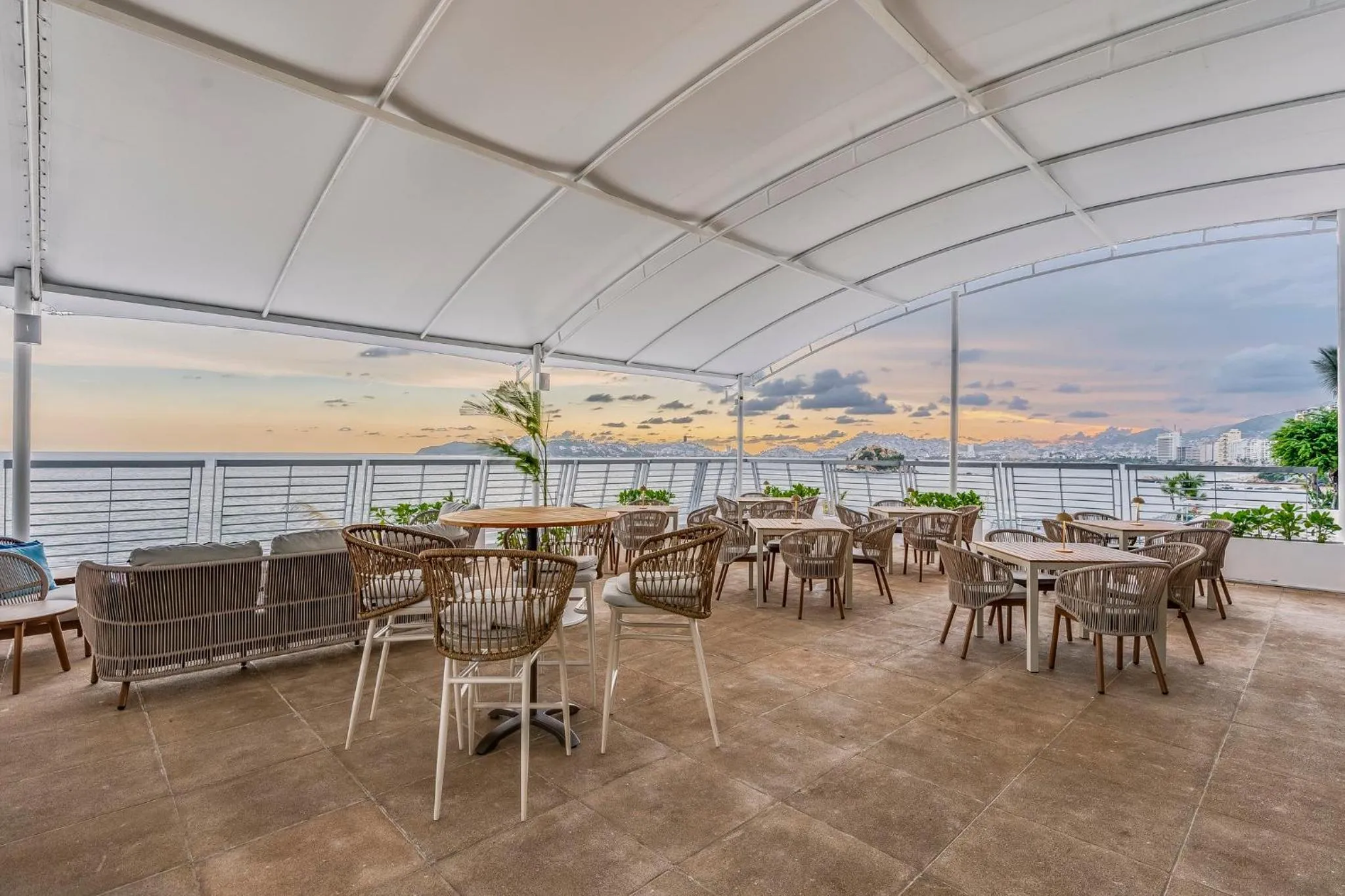 Balcony/Terrace in Fiesta Americana Acapulco Villas
