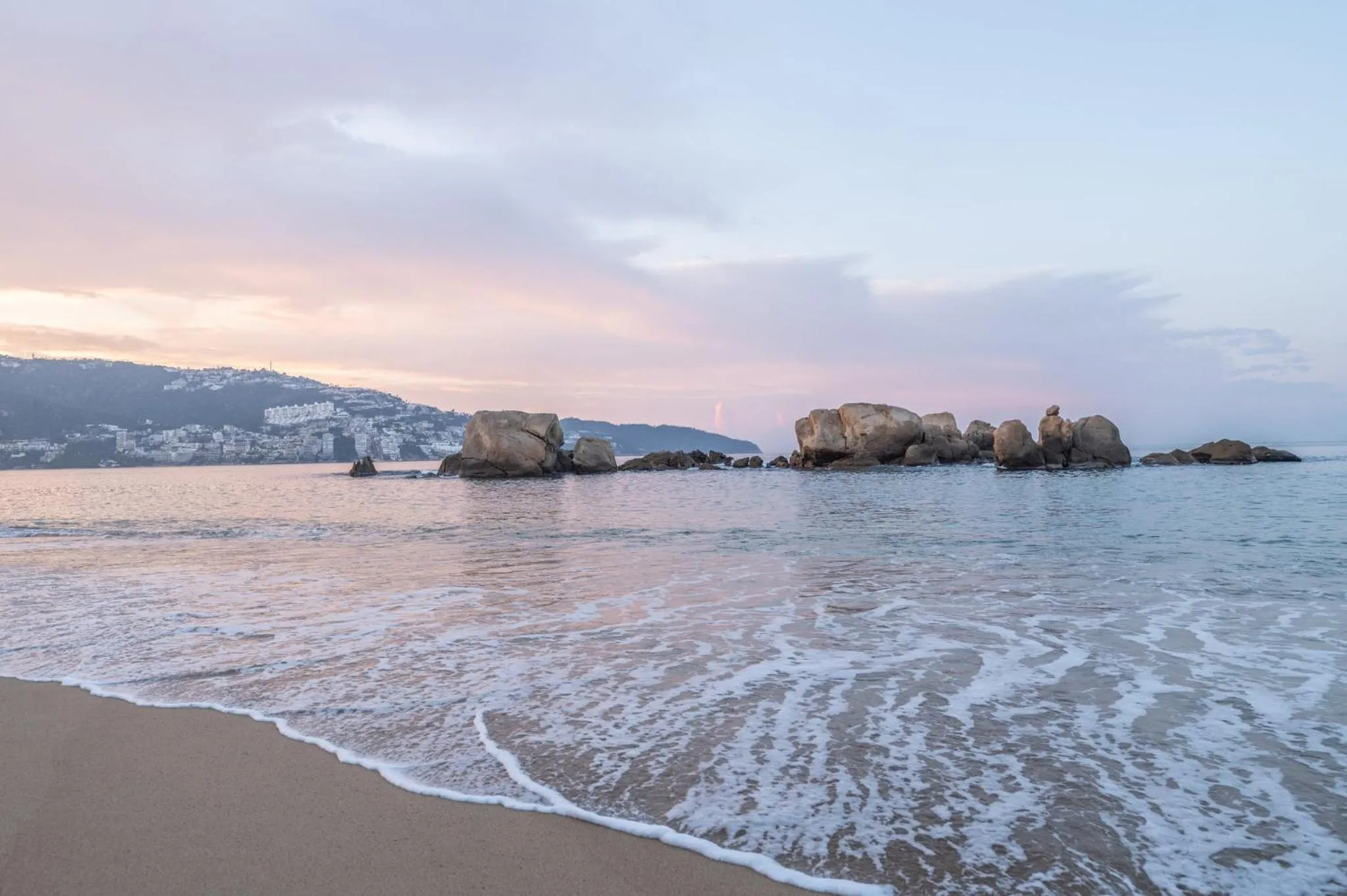 Beach in Fiesta Americana Acapulco Villas