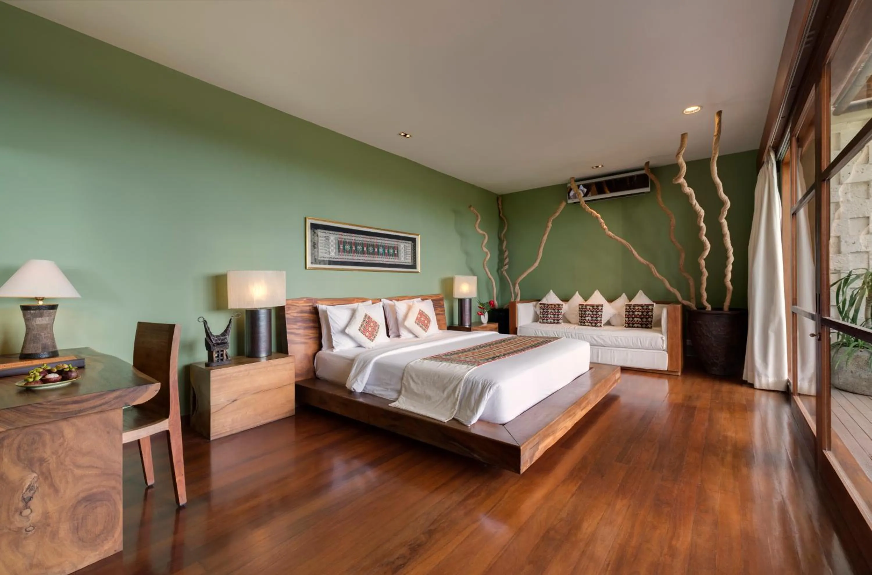 Bed in The Longhouse, Jimbaran - Bali