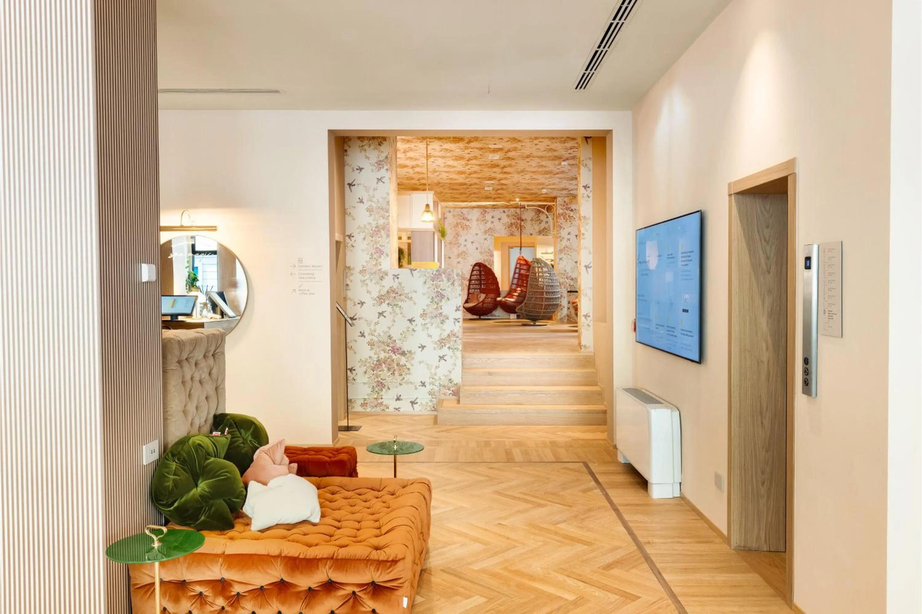 Lobby or reception in QC Room Milano Porta Romana