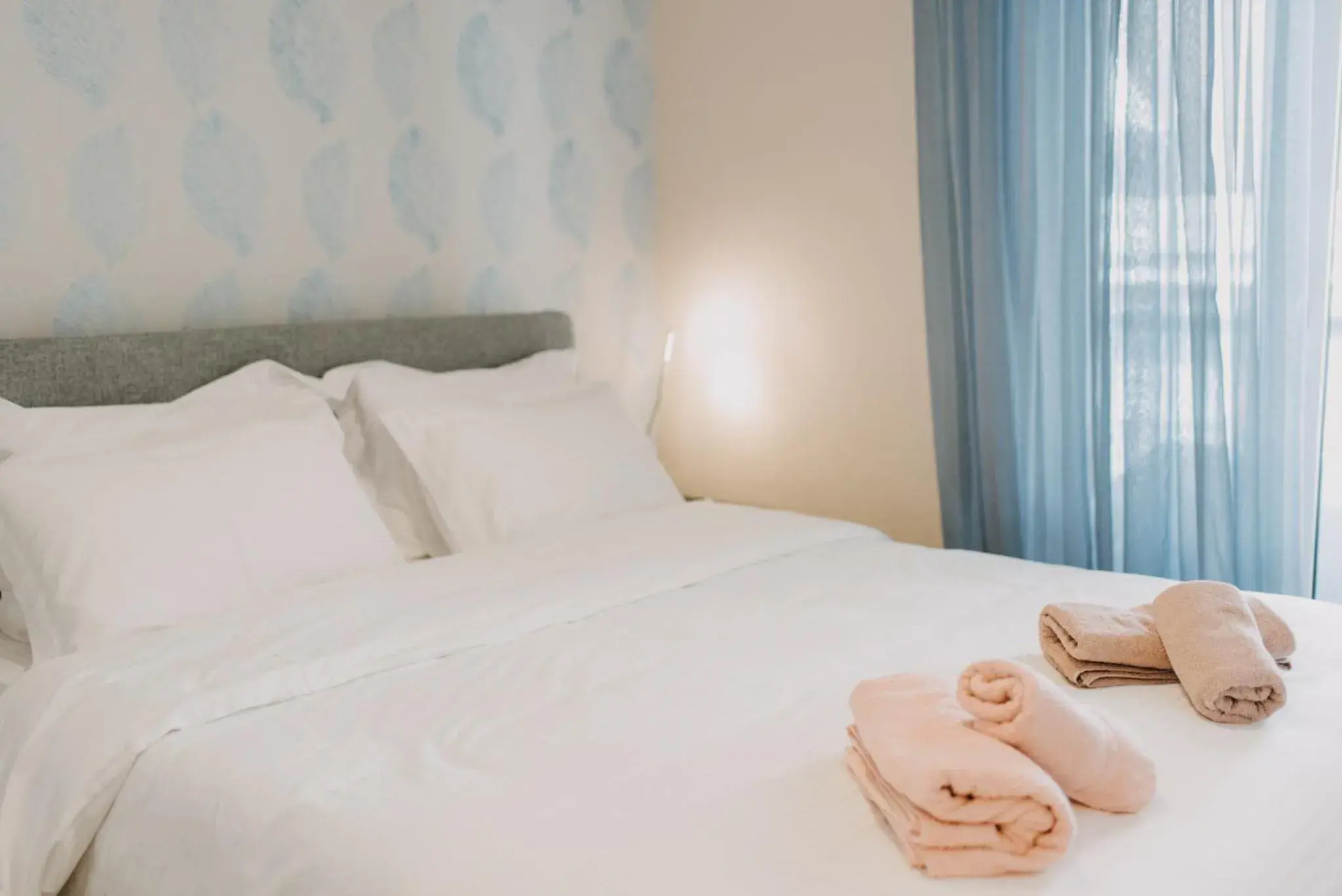 BEST HOUSE, DECK APRTM., OLD PORT OF PATRAS BEST HOUSE, DECK APRTM., OLD PORT OF PATRAS