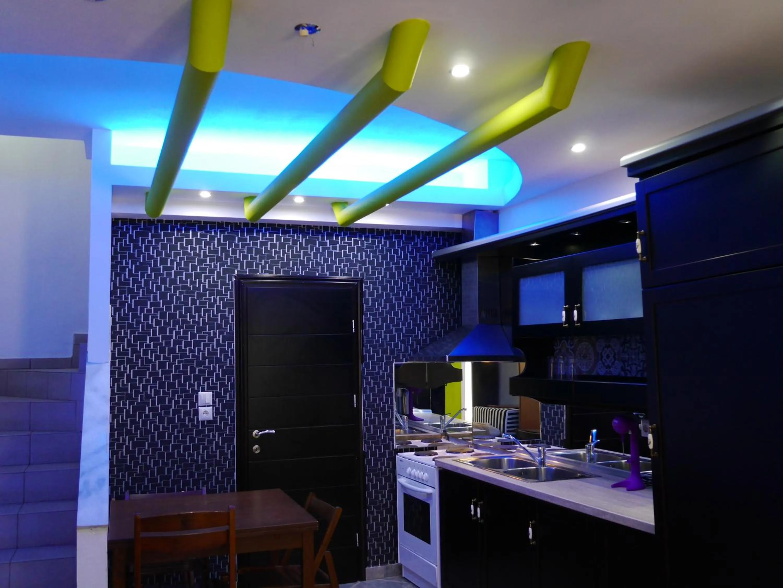 Kitchen or kitchenette in Blue Sky Villas