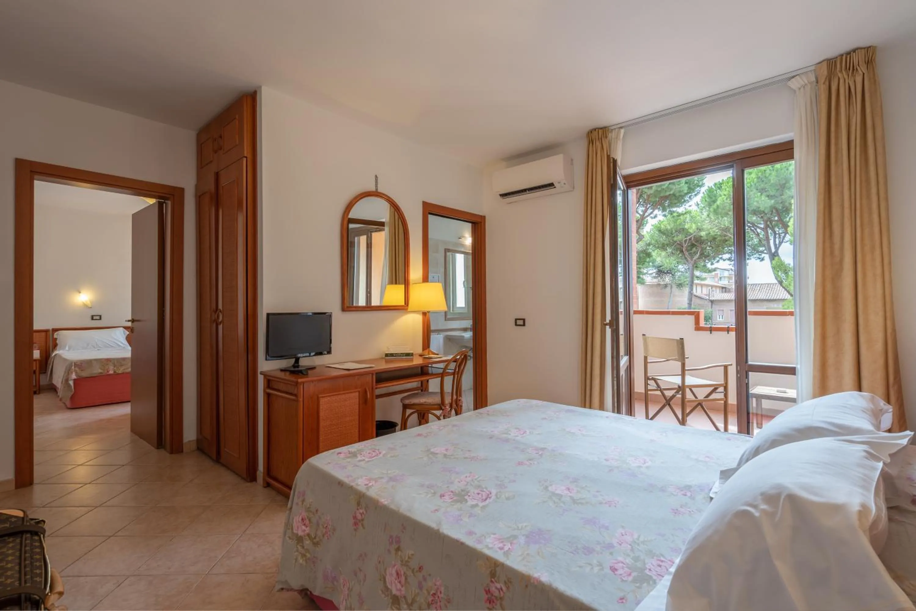Photo of the whole room, Bed in Ricci Hotel - Marina di Grosseto