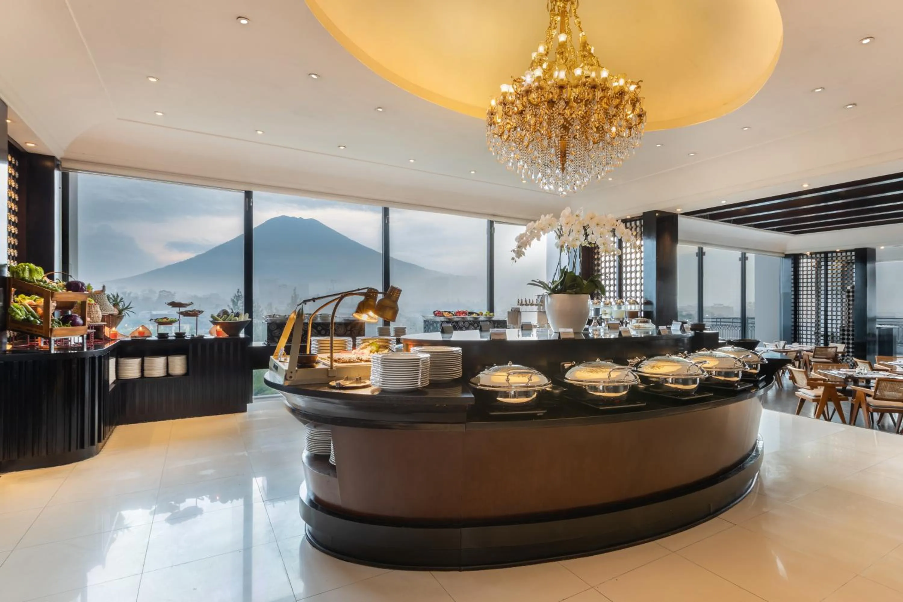 Restaurant/places to eat in Mustika Yogyakarta Resort and Spa