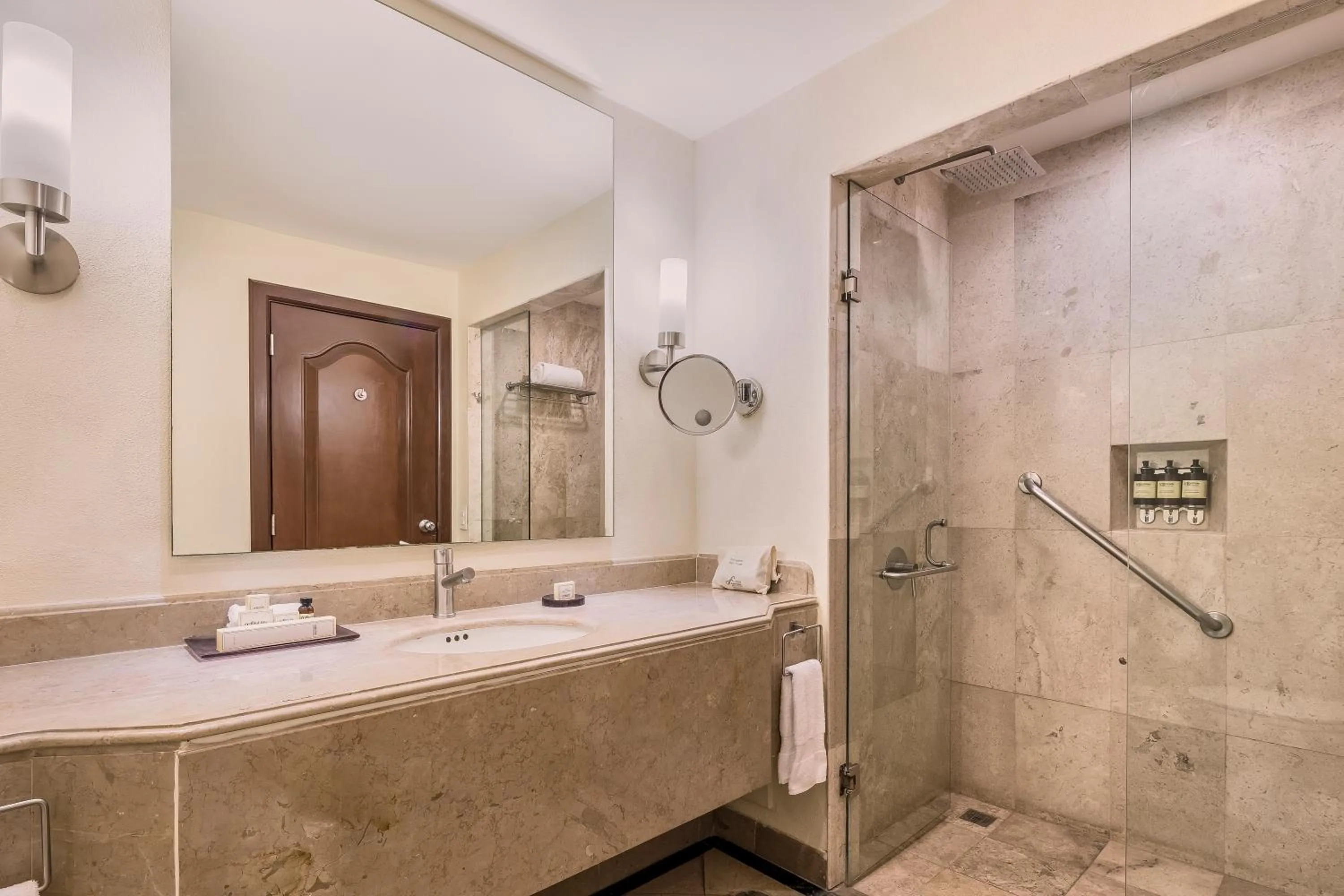 Property building in Fiesta Americana Merida