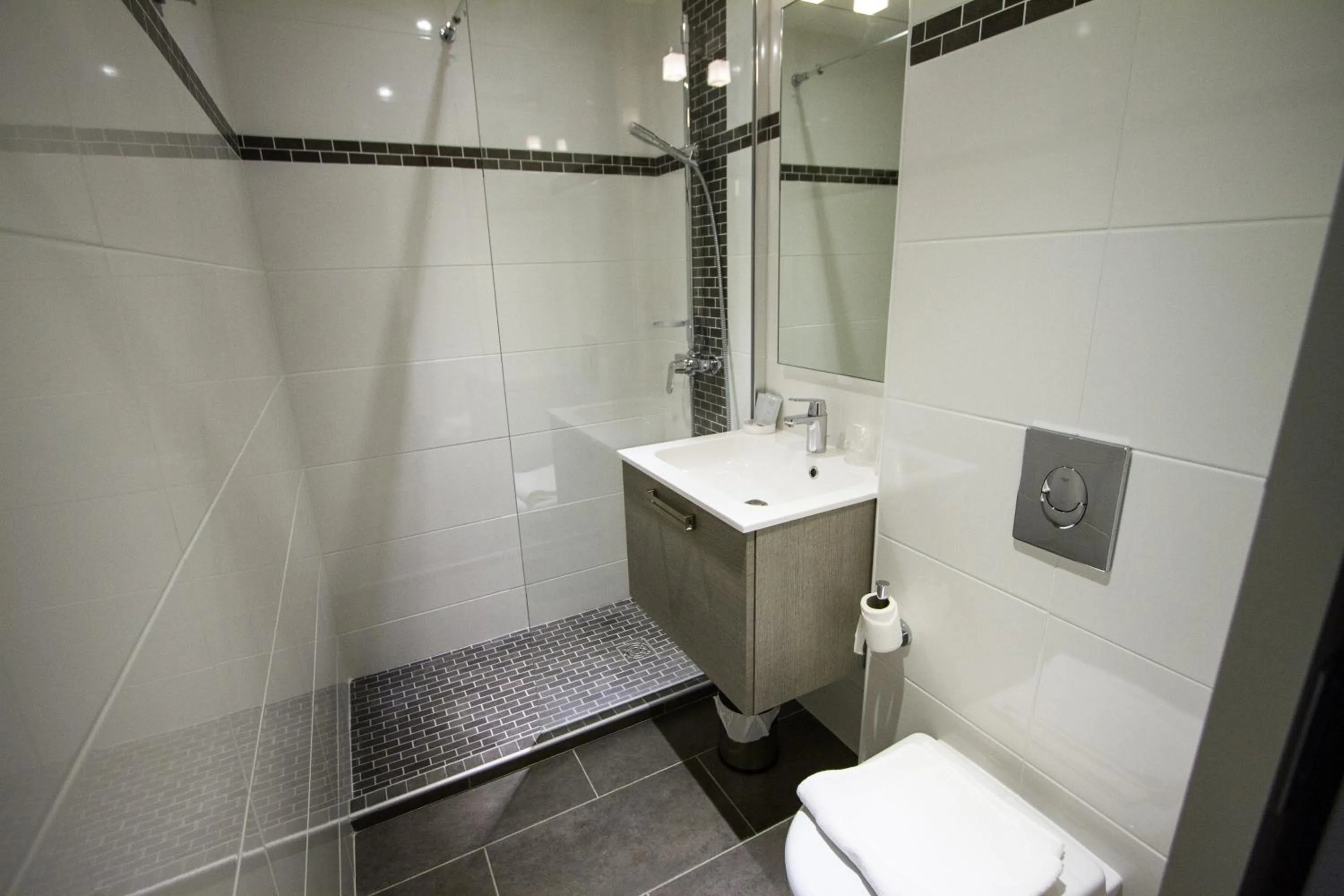 Shower in Hotel La Santa