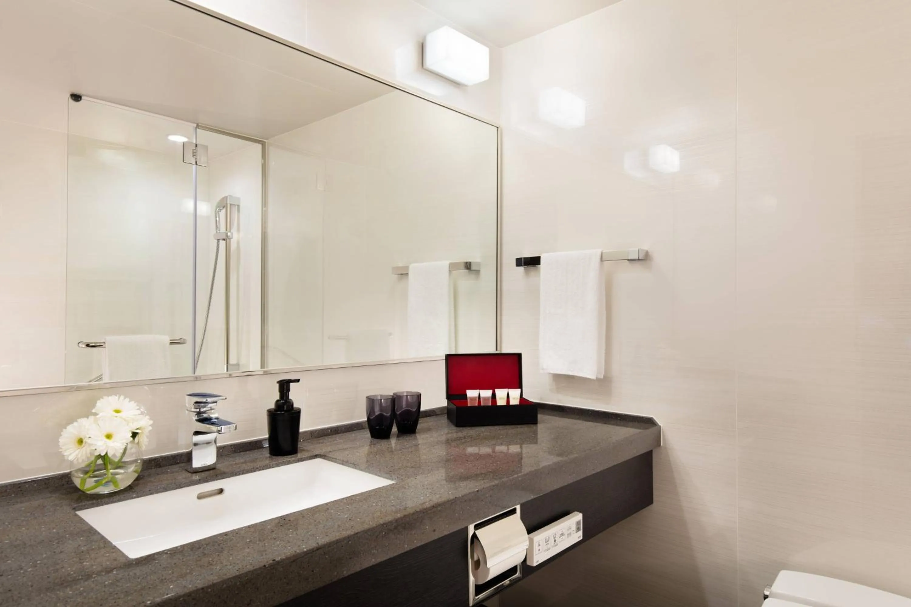 Bathroom in Courtyard by Marriott Shin-Osaka Station