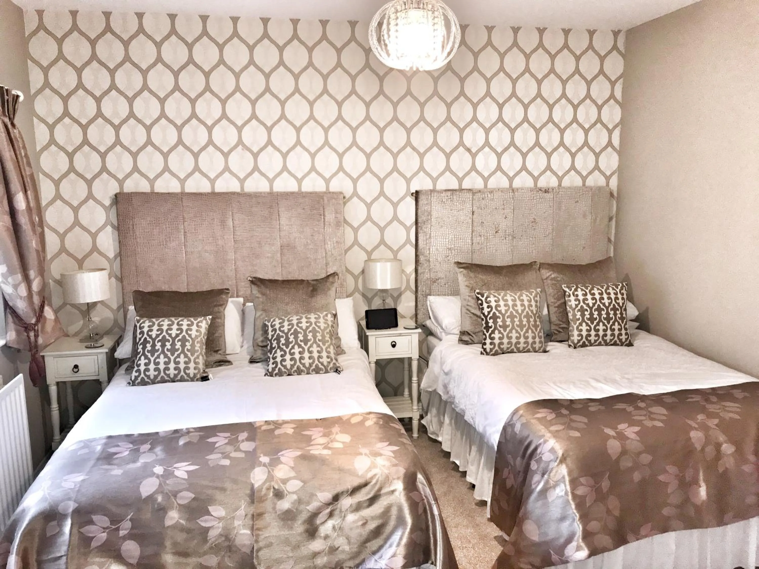 Bed in Elagh View Bed & Breakfast